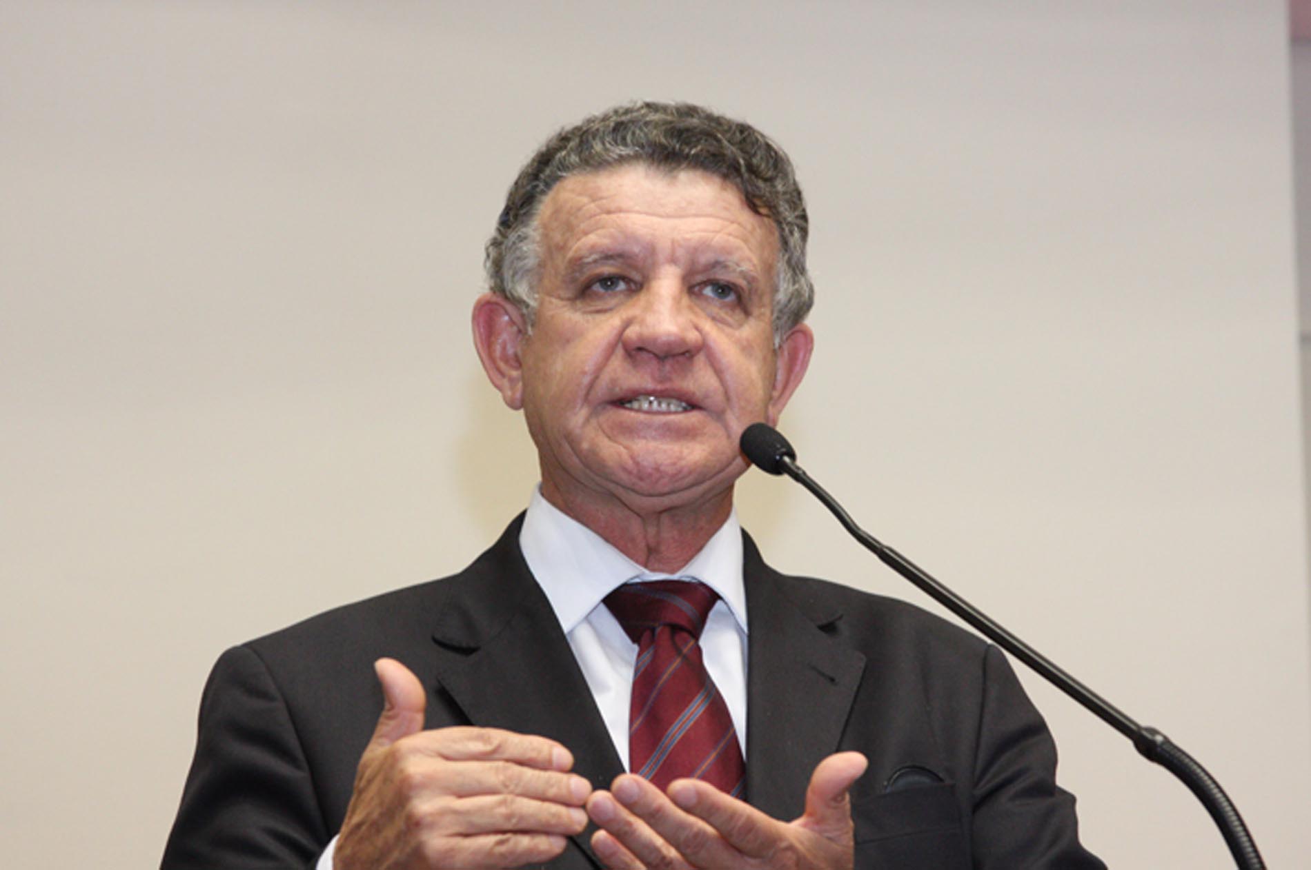 Deputado Edison Andrino (PMDB)