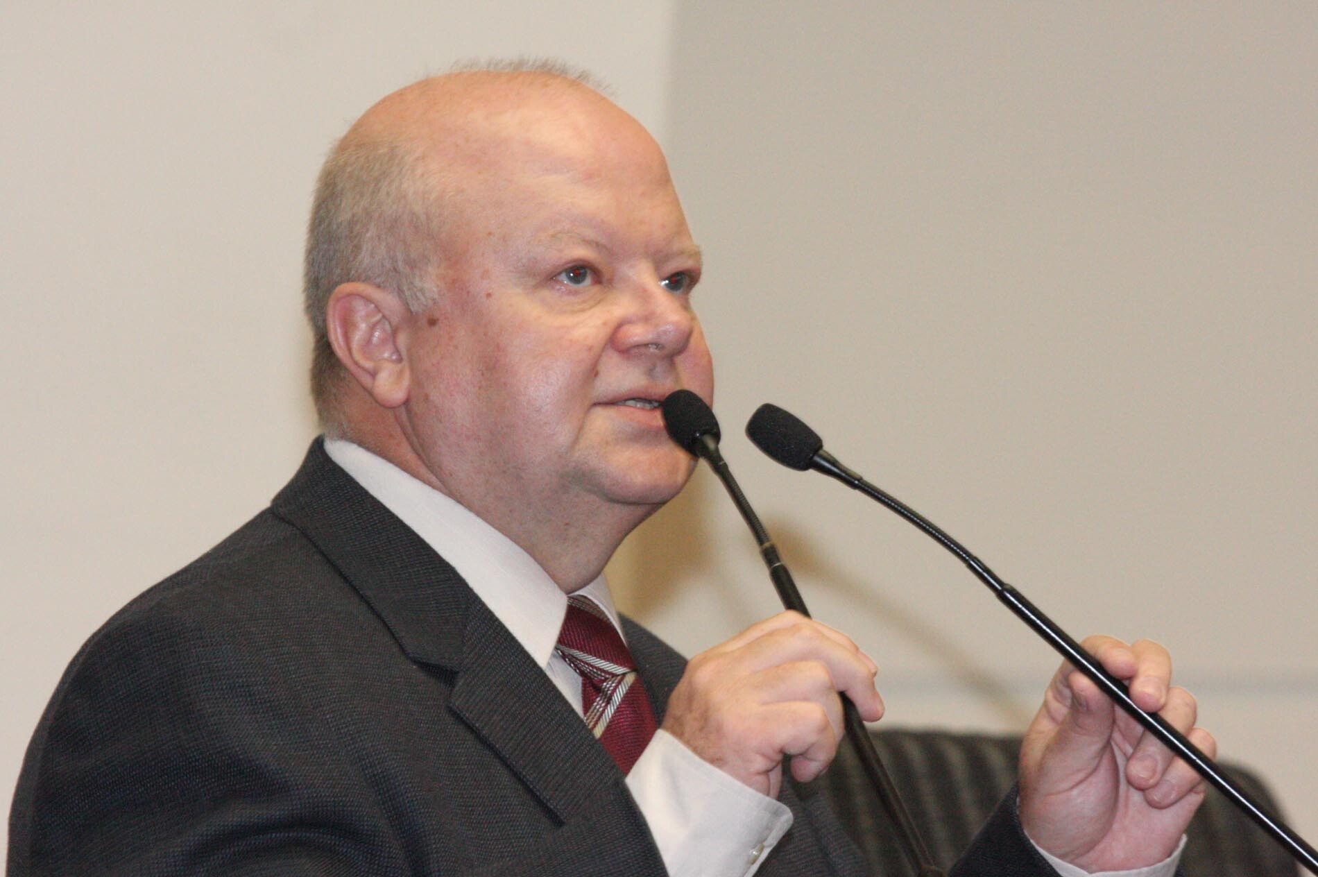 Dos Gabinetes –  Deputado Renato Hinnig apoiando Empreendedor Individual Catarinense