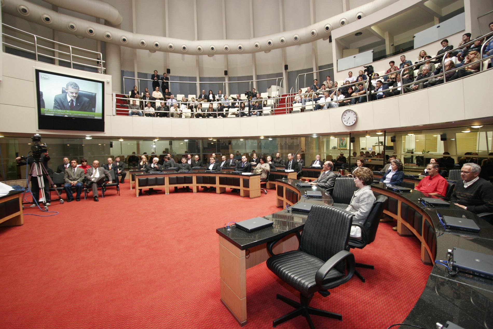 Assembleia Legislativa homenageia Fampesc e associadas
