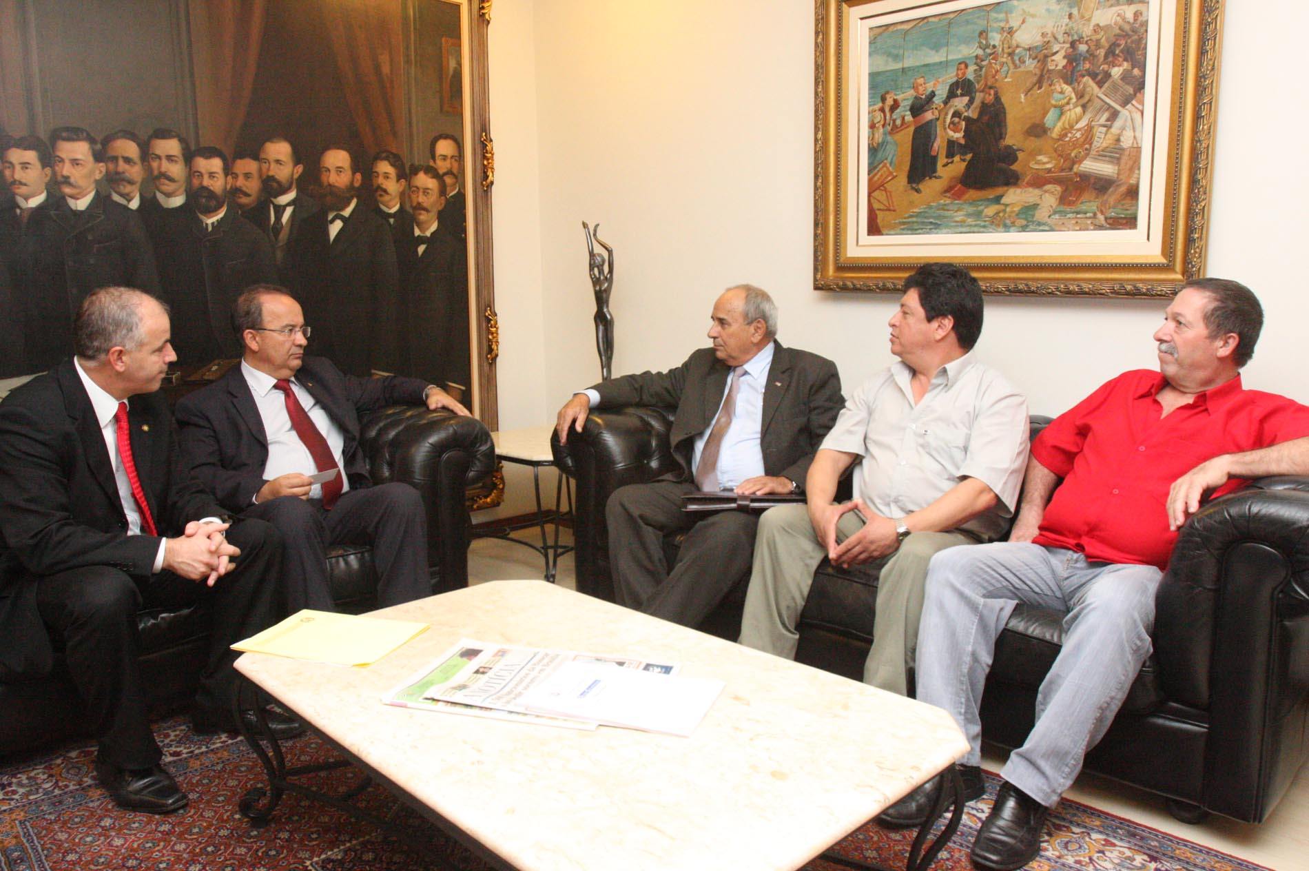 Presidente da Assembleia recebe cônsul de Cuba