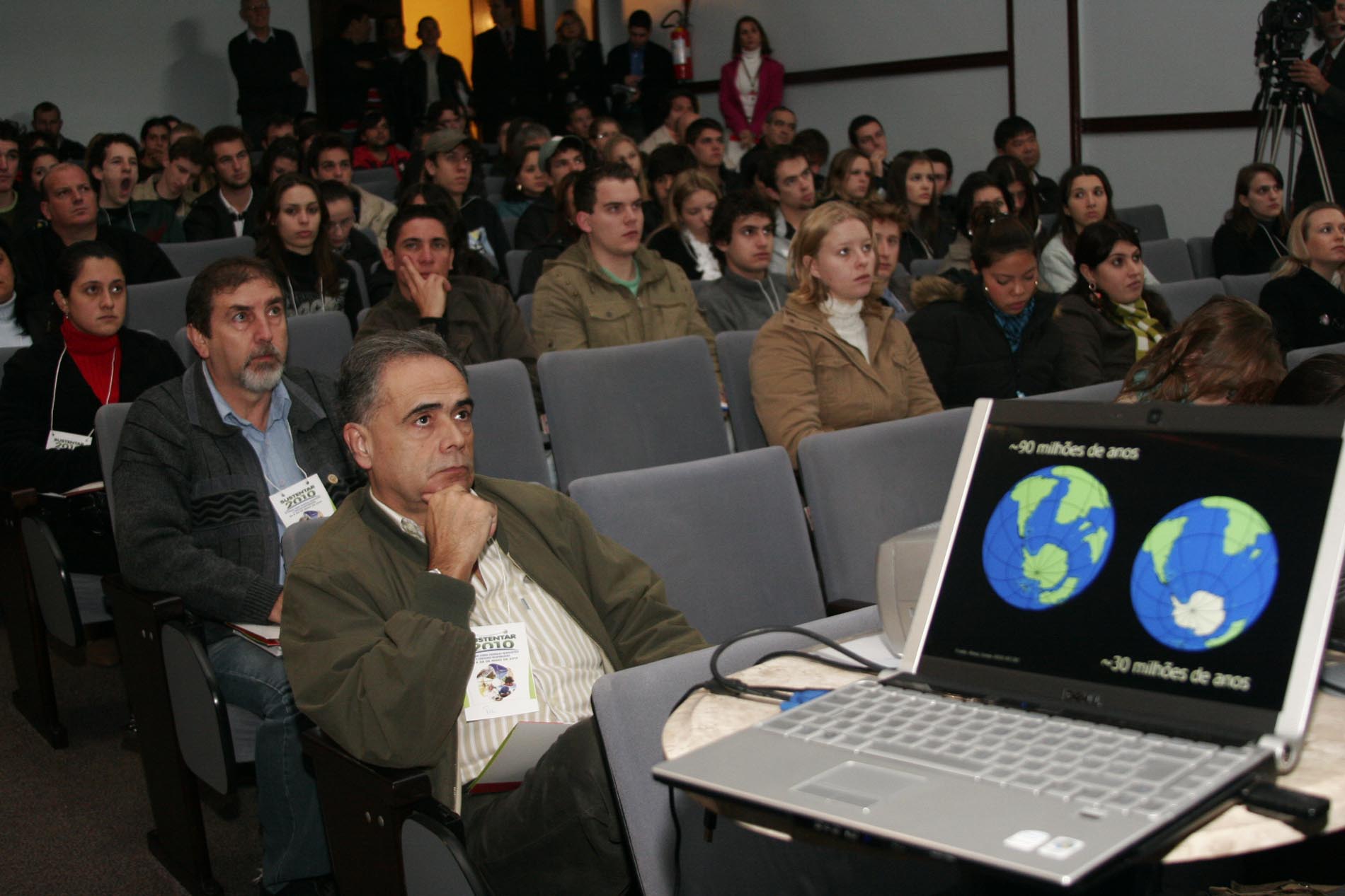 Sustentar 2010 - III Fórum sobre energias renováveis e consumo responsável - Local: Lang Palace Hotel - Centro - Chapecó/SC