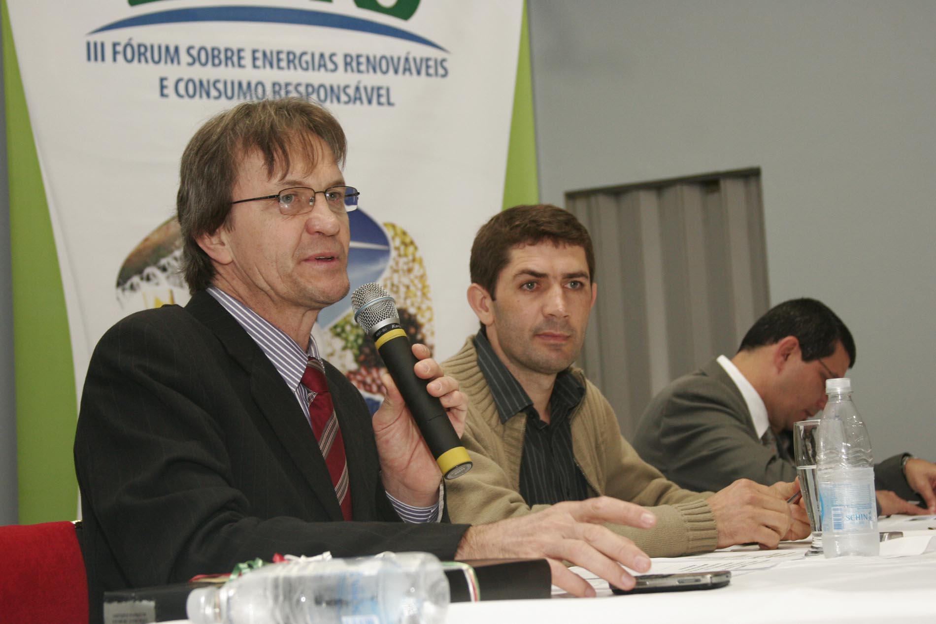 Sustentar 2010 - III Fórum sobre energias renováveis e consumo responsável - Local: Lang Palace Hotel - Centro - Chapecó/SC
