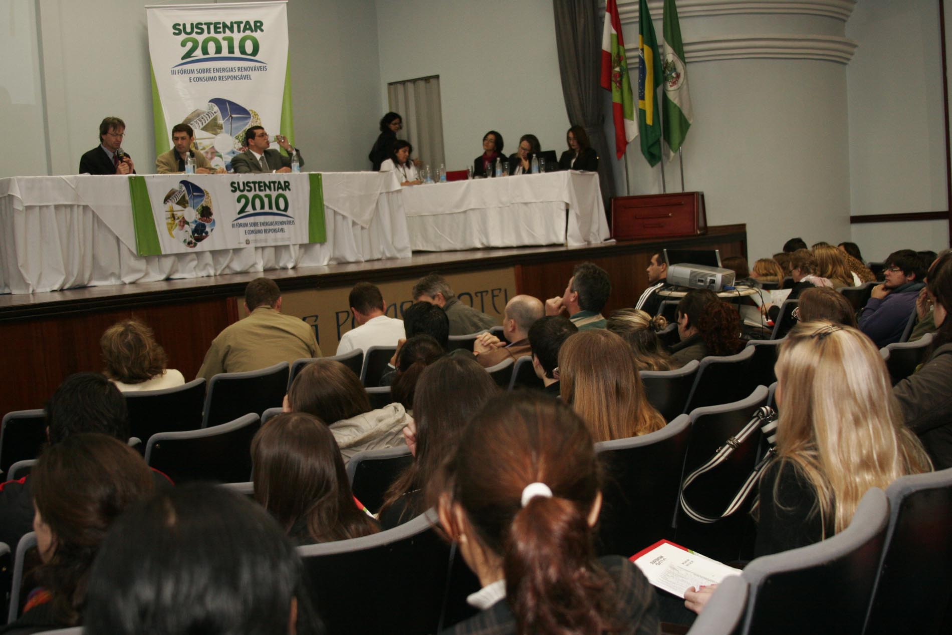 Sustentar 2010 - III Fórum sobre energias renováveis e consumo responsável - Local: Lang Palace Hotel - Centro - Chapecó/SC