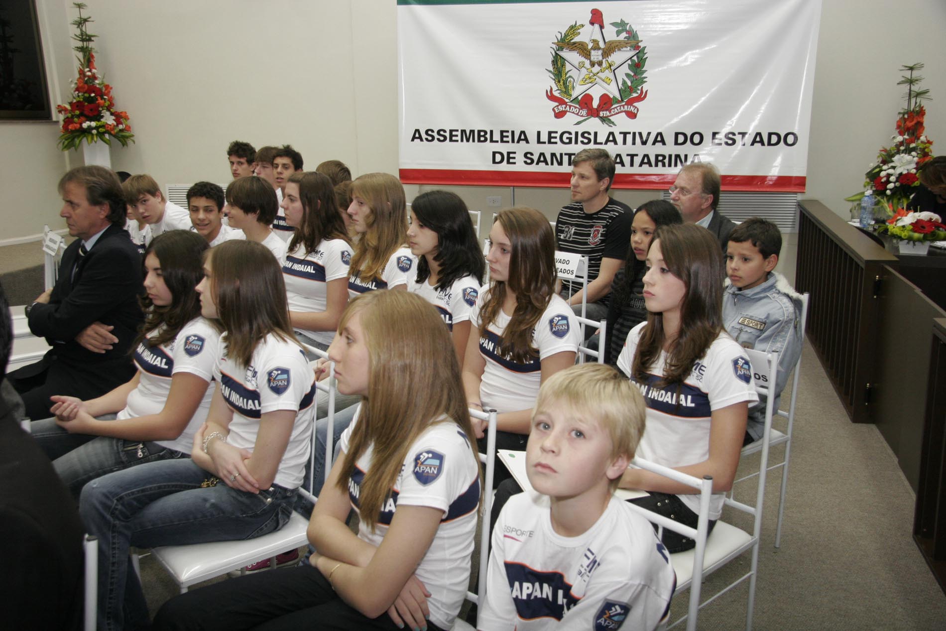 Sessão Solene em homenagem aos Atletas da Natação da Fundação Municipal de Esportes de Indaial