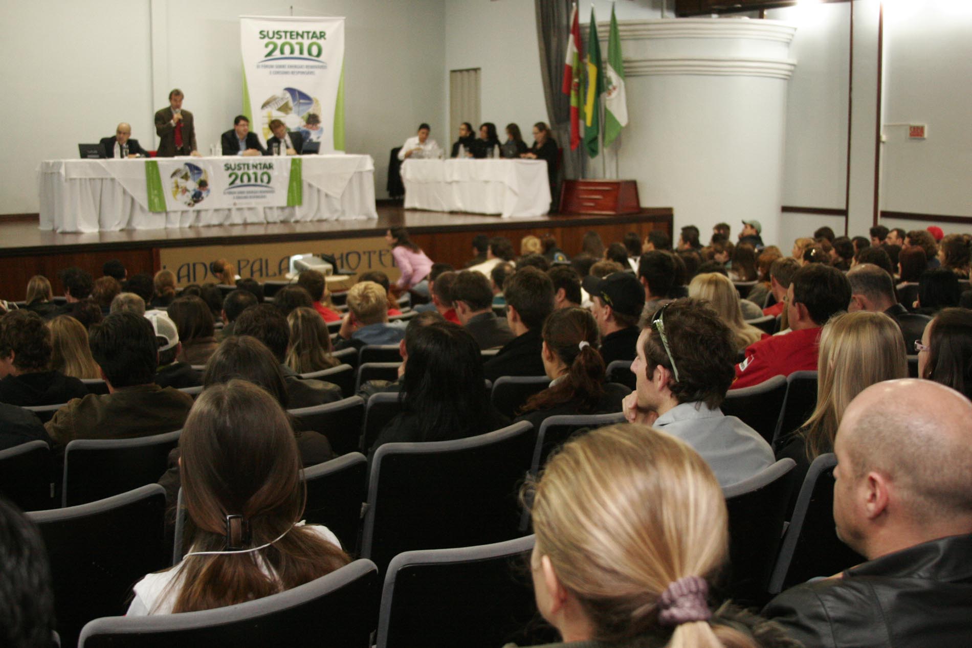 Sustentar 2010 - III Fórum sobre energias renováveis e consumo responsável - Local: Lang Palace Hotel - Centro - Chapecó/SC
