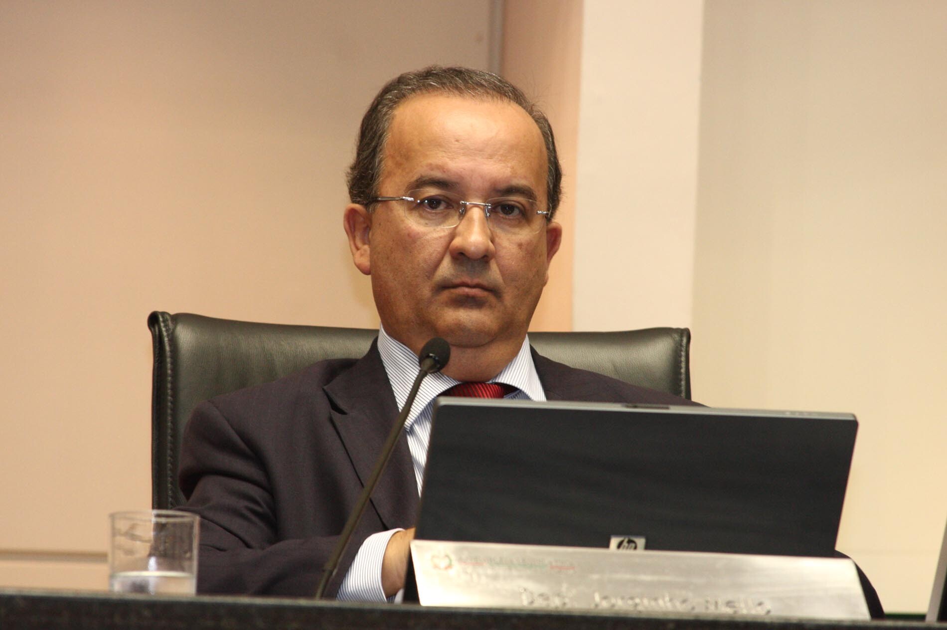 Dos Gabinetes – SC tem razão