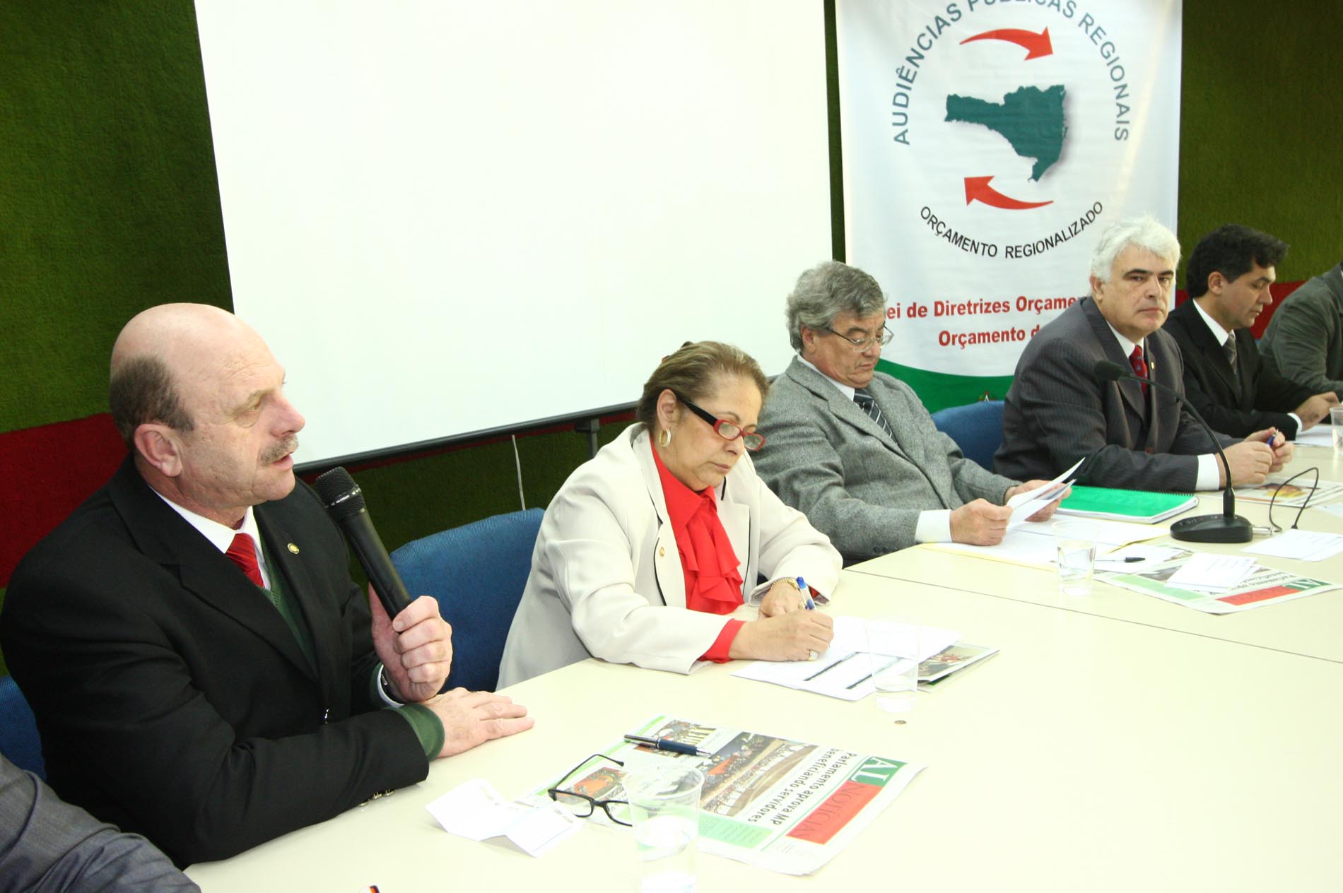 Audiência Pública Regional sobre a Lei de Diretrizes Orçamentária (LDO) 2010 e Lei Orçamentária Anual (LOA) 2011 - Criciúma/SC