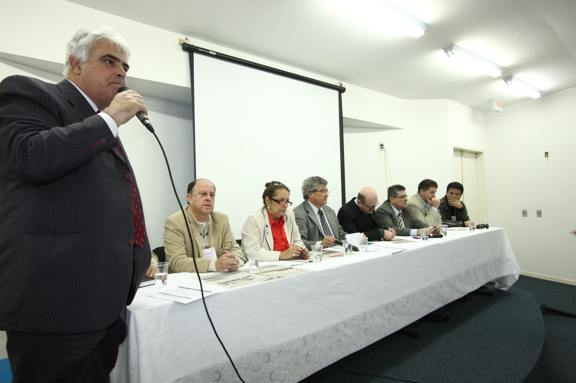 Audiência Pública Regional sobre a Lei de Diretrizes Orçamentária (LDO) 2010 e Lei Orçamentária Anual (LOA) 2011 - Tubarão/SC