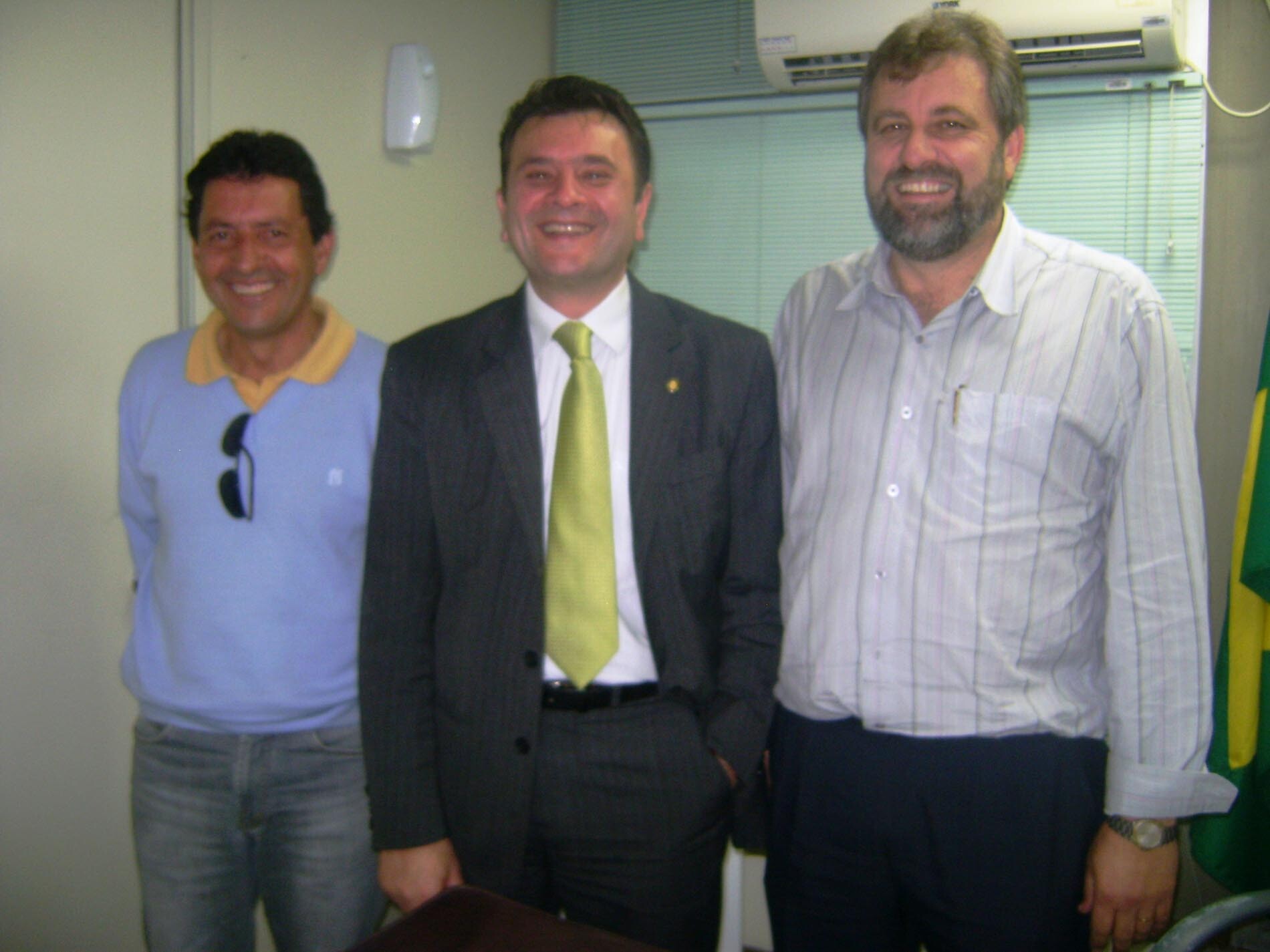 Líder do Governo recebe lideranças da serra catarinense