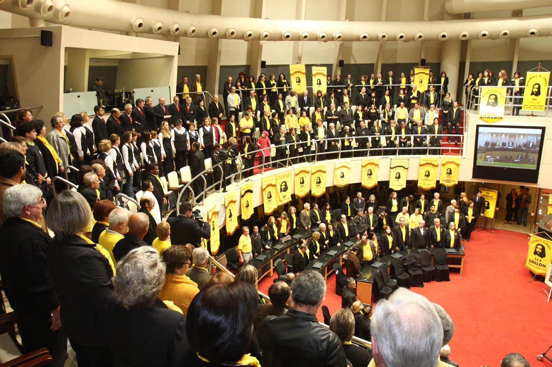 Homenagem ao Mov. de Irmãos da Igreja Católica