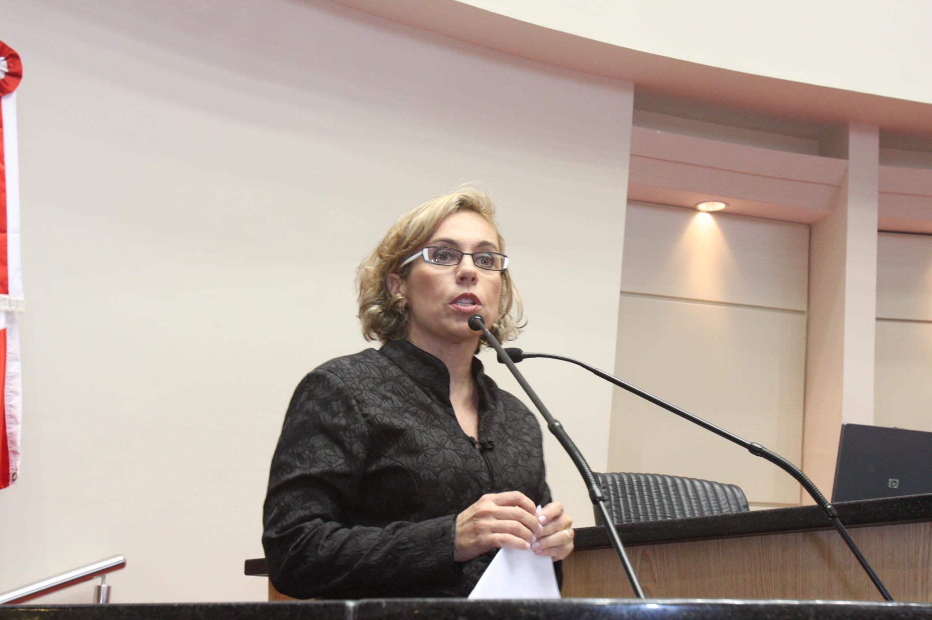 Deputada Ana Paula Lima (PT)