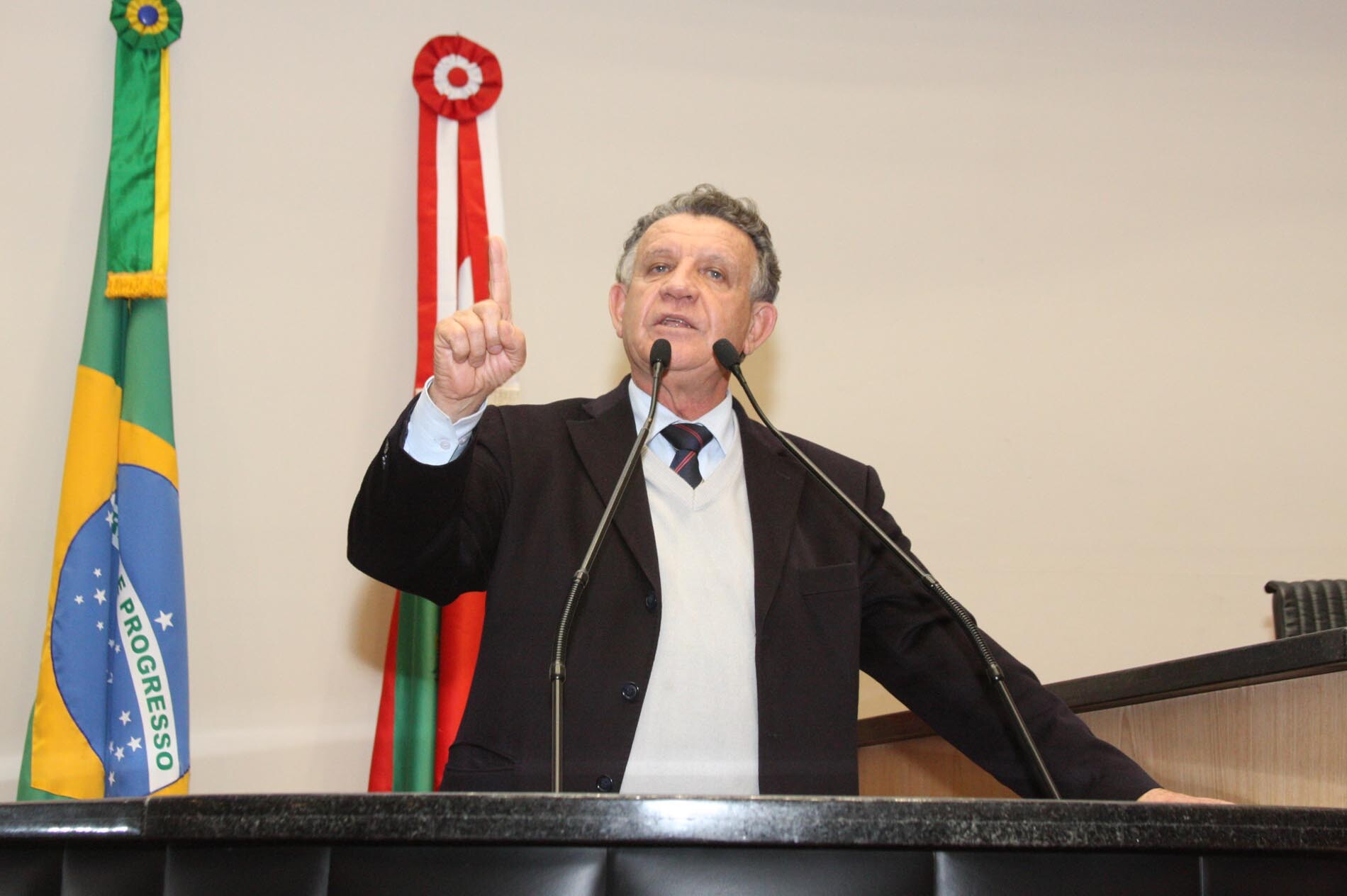 Dos Gabinetes – Andrino diz que reunião no MMA marcou avanço para licenciamento do estaleiro