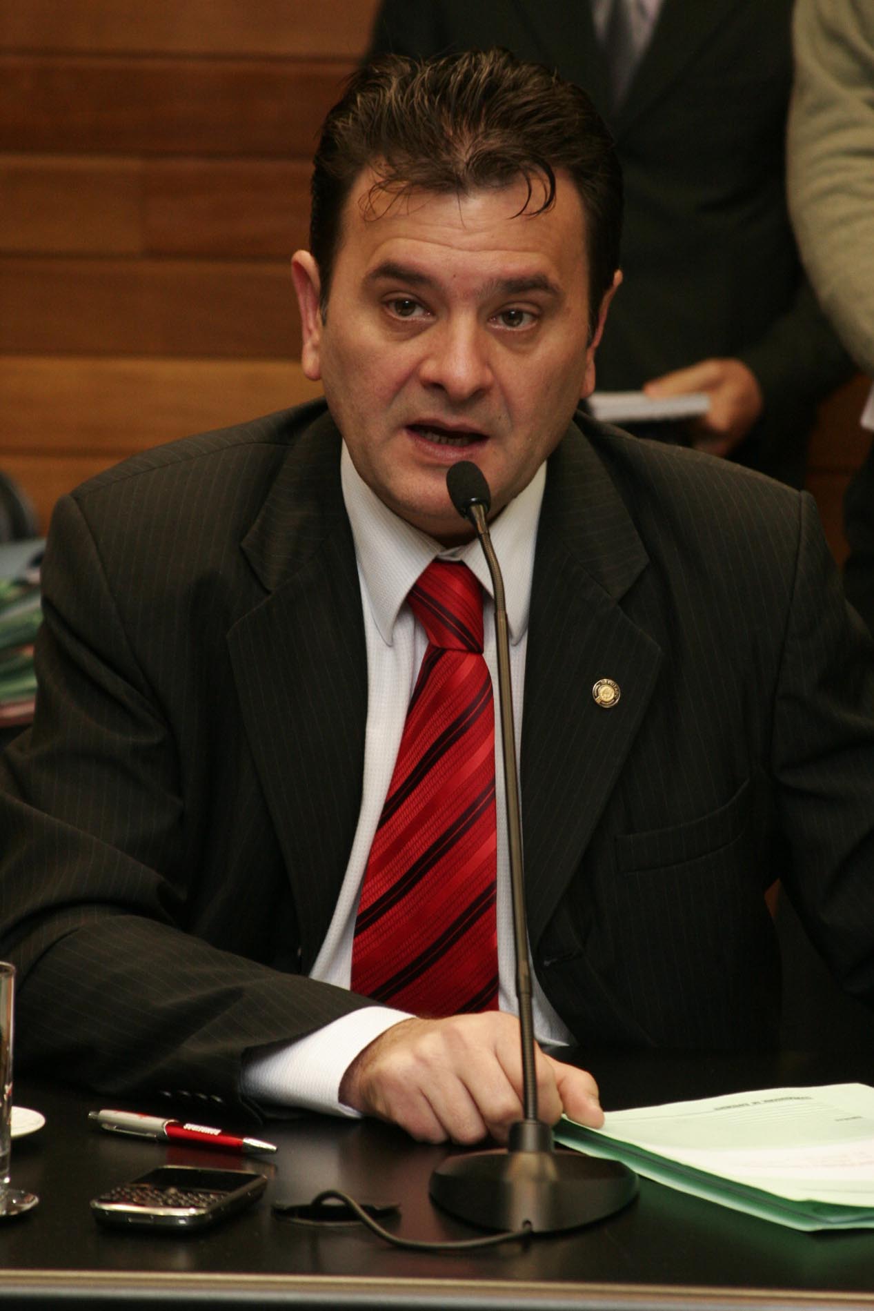 Deputado Elizeu Mattos (PMDB)