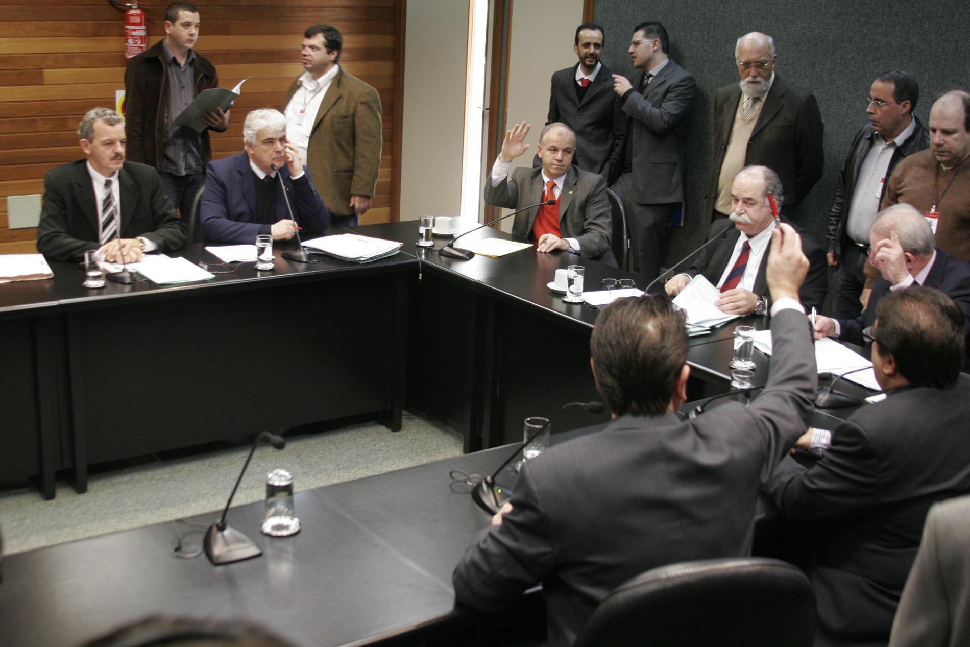 Comissão de Constituição e Justiça