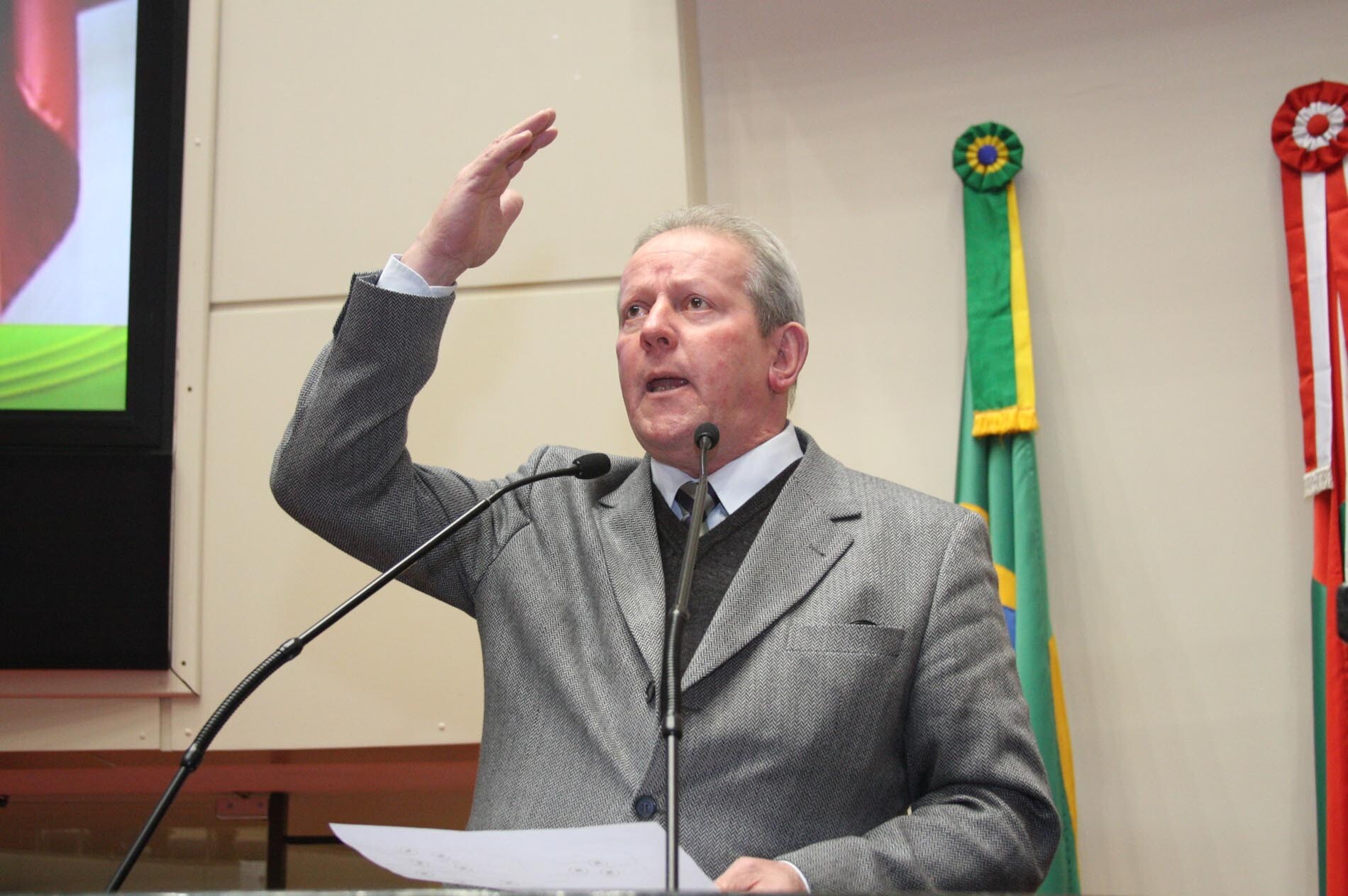Dos Gabinetes – Projeto de lei cria campus da Udesc no Meio Oeste