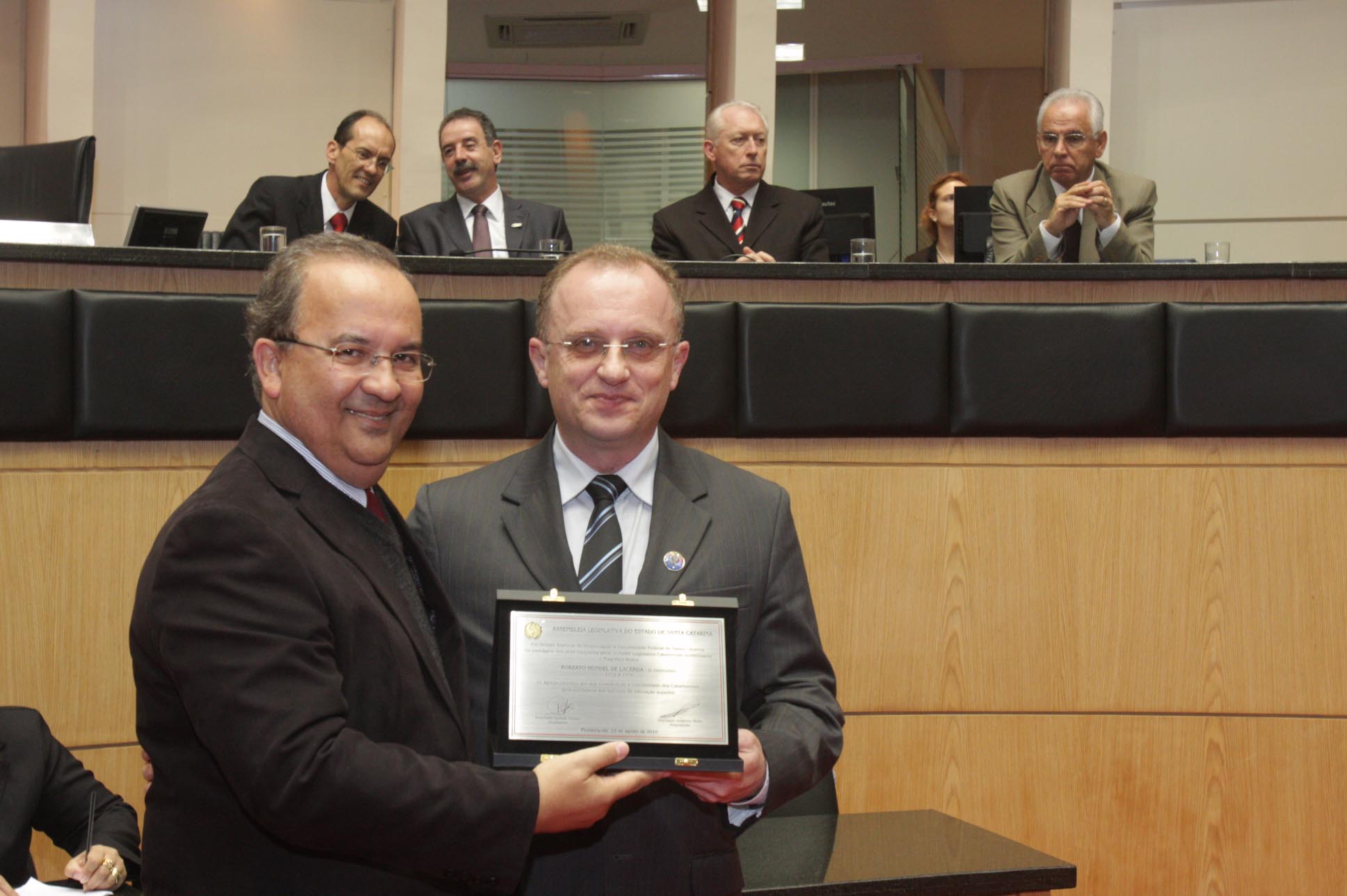 Sessão Especial em homenagem à Universidade Federal de Santa Catarina UFSC