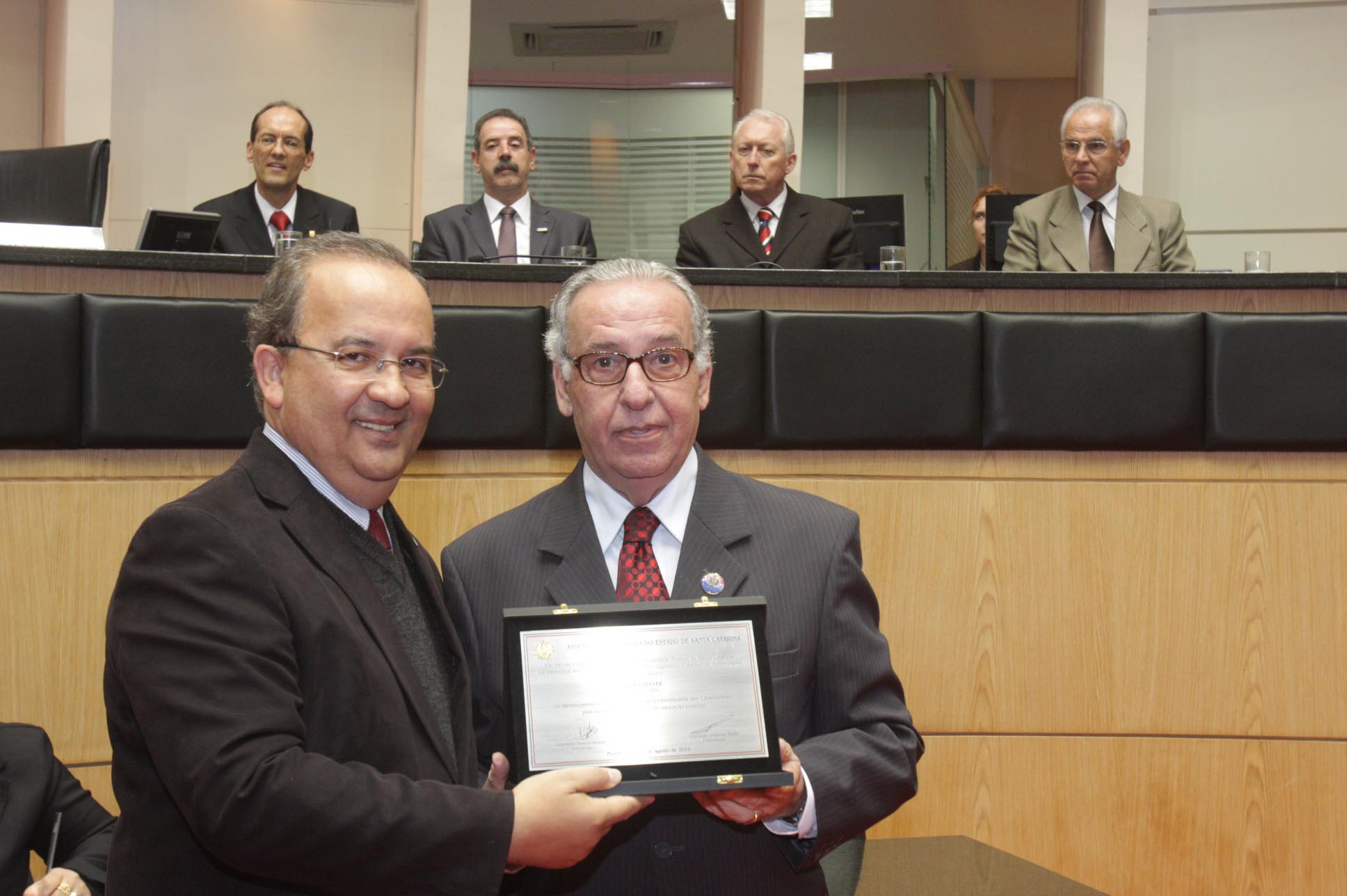 Sessão Especial em homenagem à Universidade Federal de Santa Catarina UFSC