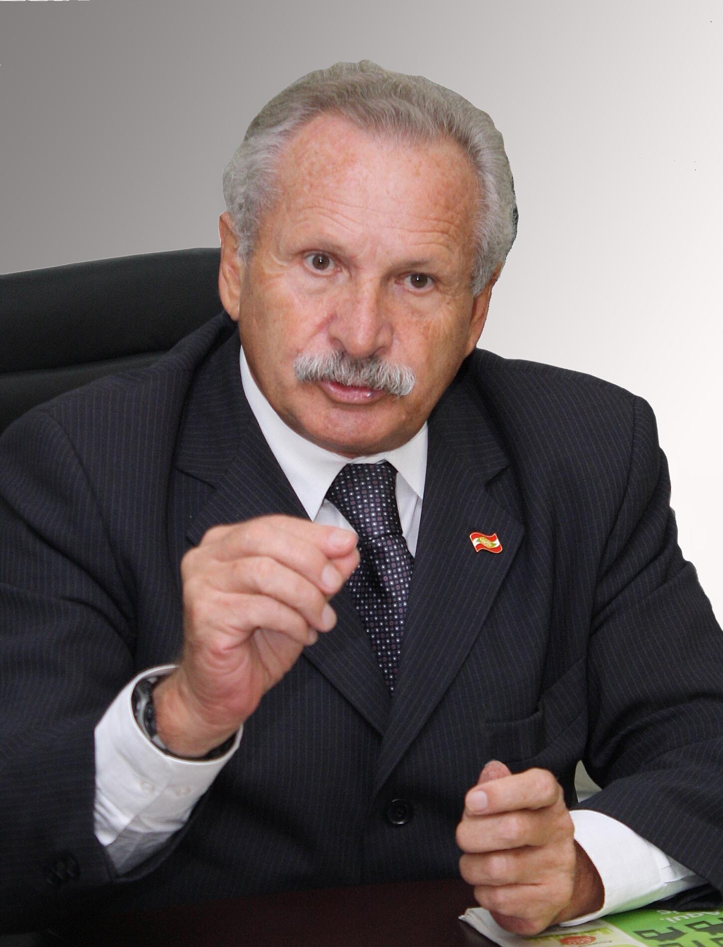 Dos gabinetes – Onofre Agostini apresenta mais um importante projeto