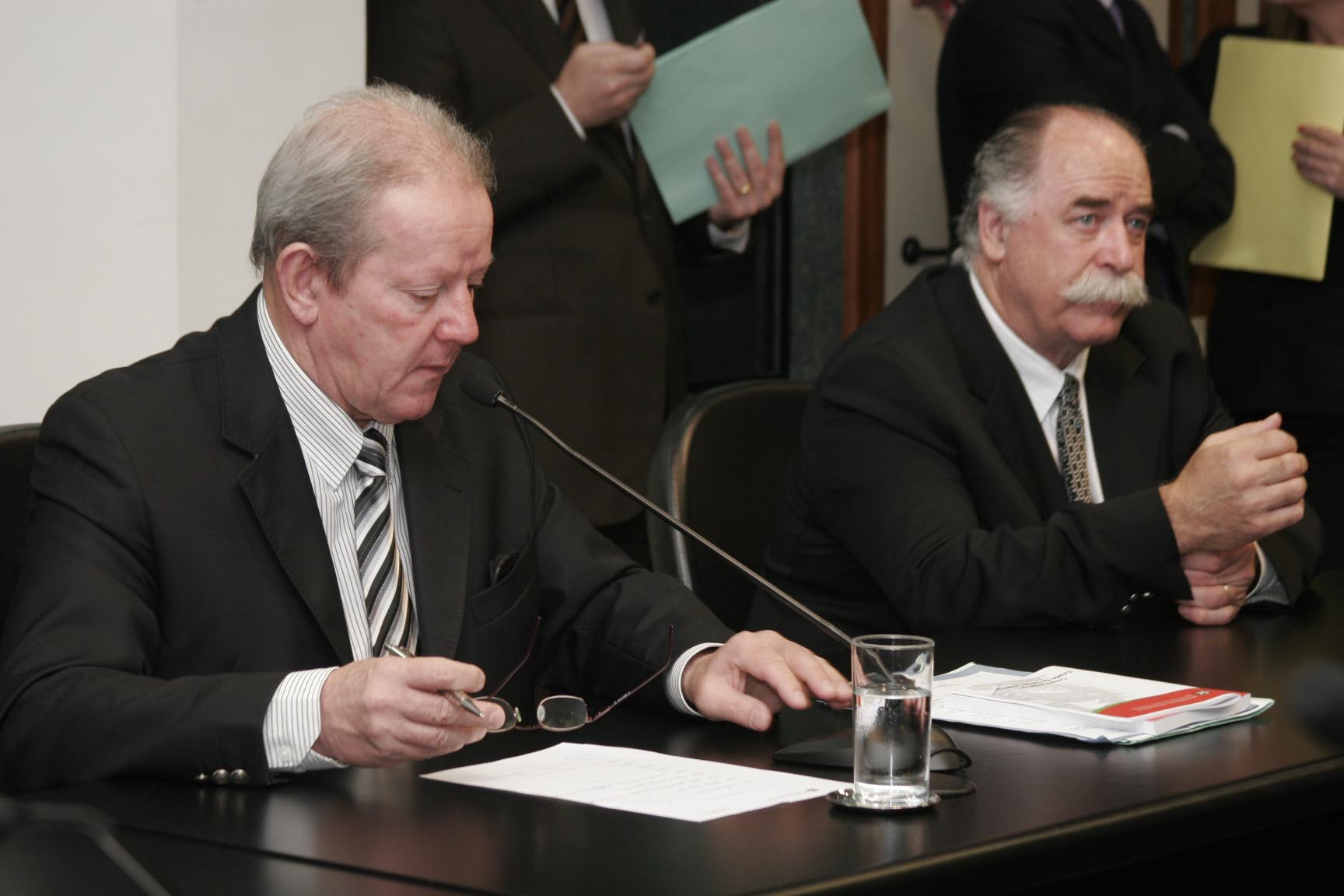 Comissão de Finanças e Comissão de Justiça