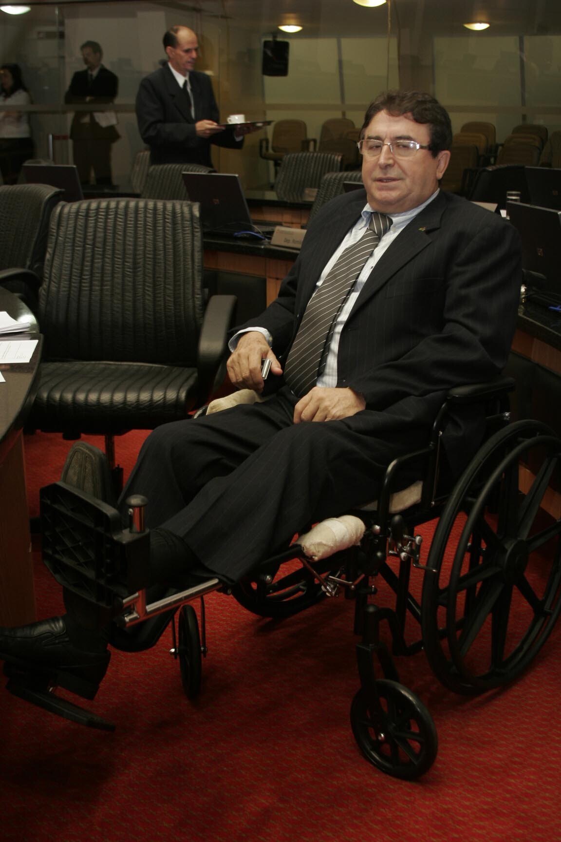 Dos Gabinetes – Aguiar retoma atividades com a defesa da classe médica