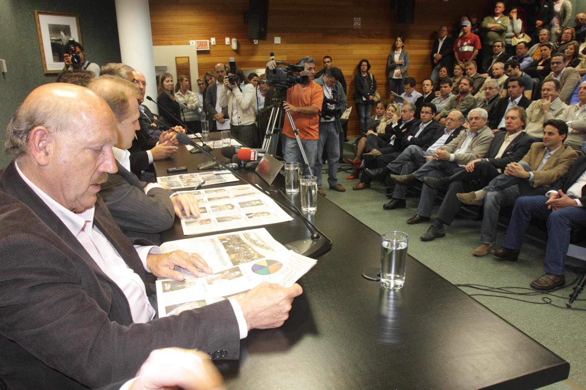 Coletiva de Imprensa com o candidato eleito para o governo do Estado