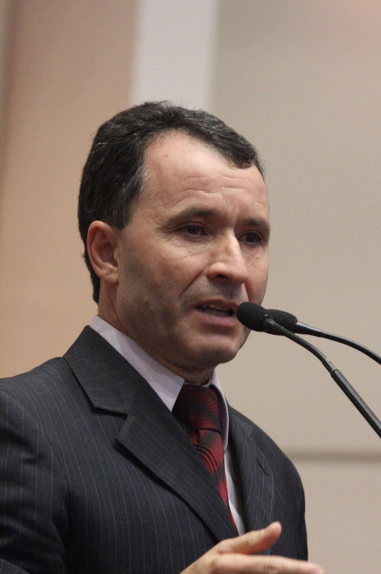 Dos Gabinetes – Tribunal Regional Eleitoral absolve Darci de Matos e Nilson Gonçalves