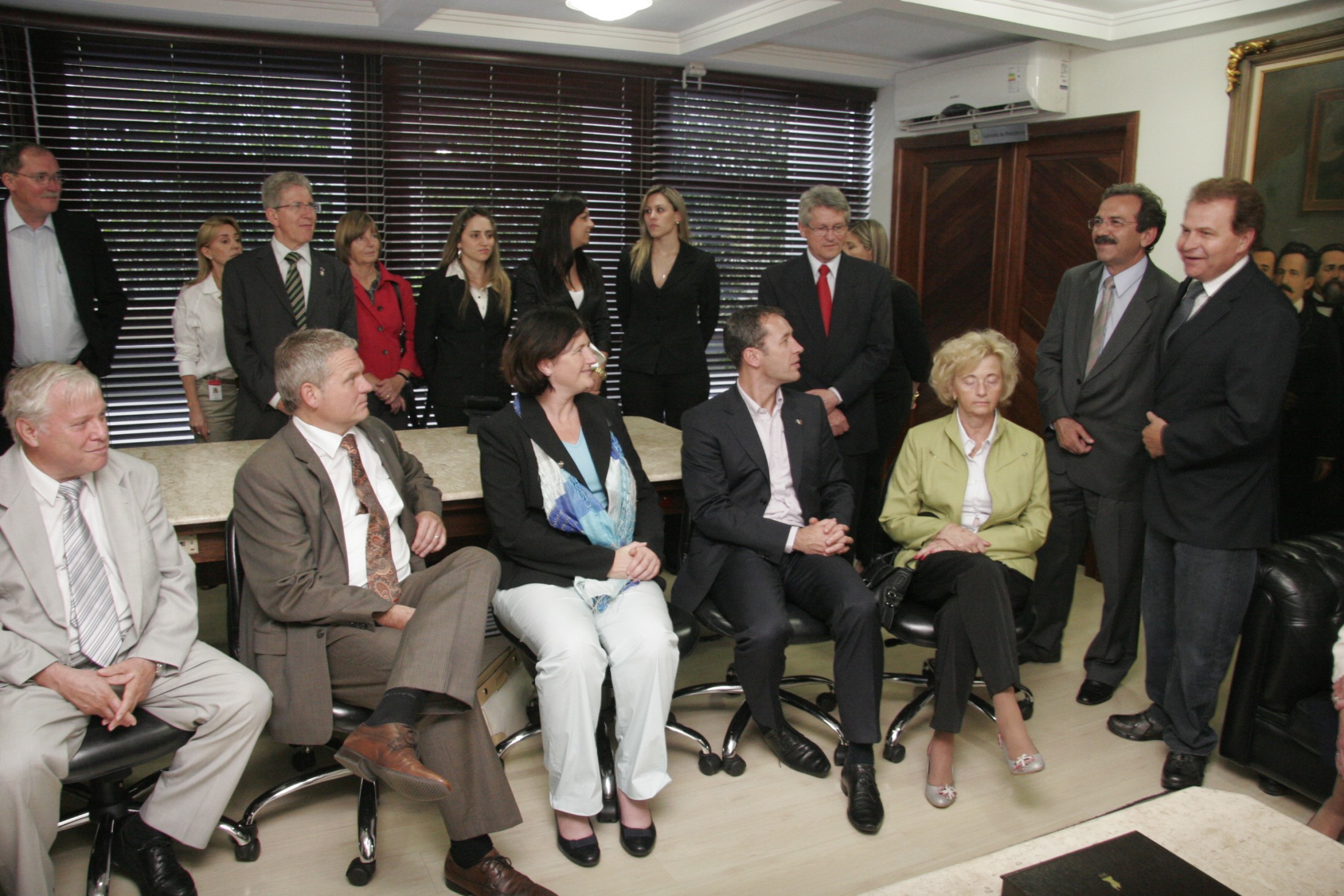 Comitiva alemã de Baden- Württemberg visita Parlamento
