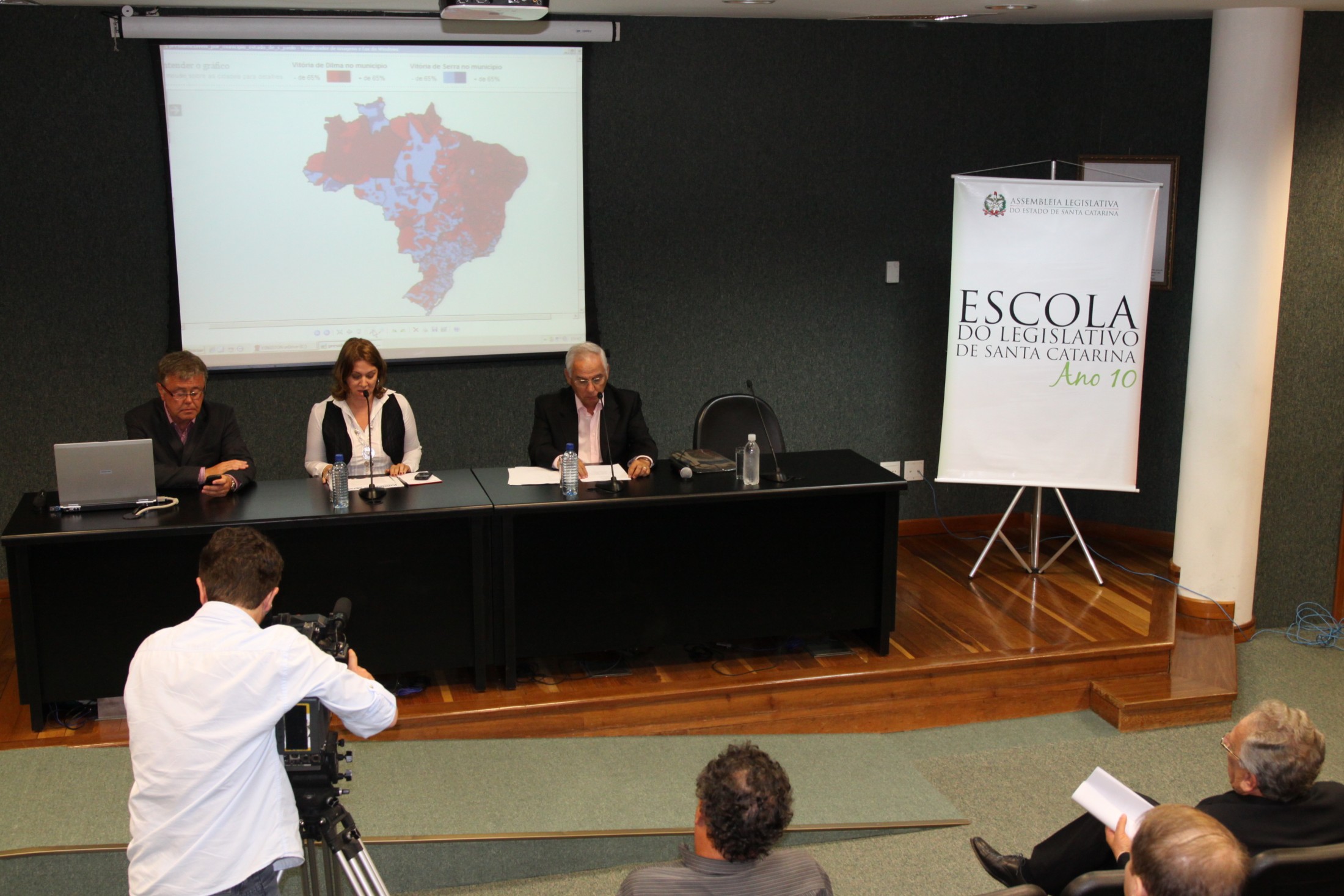 Debate ''Análise das Eleições e o Futuro Político de Santa Catarina e do Brasil''