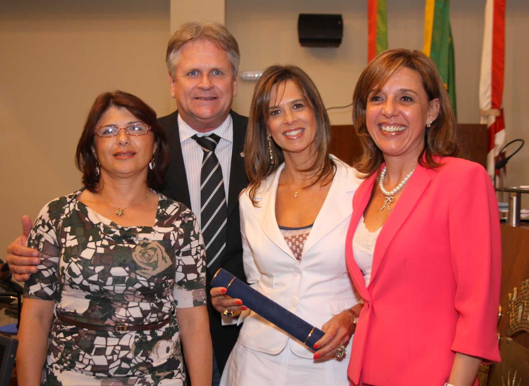 Servidoras da ALESC recebem homenagem