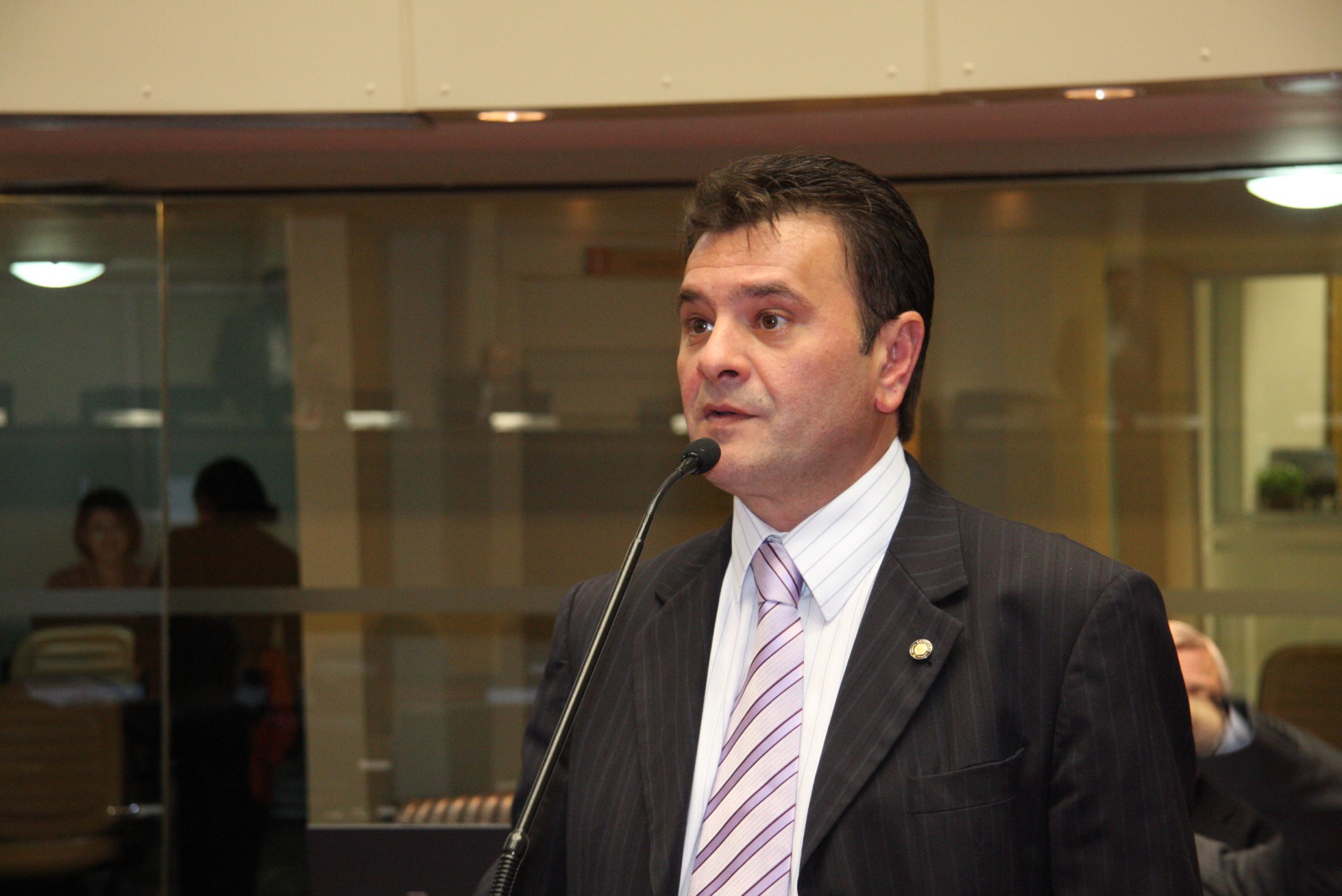 Deputado Elizeu Mattos (PMDB)