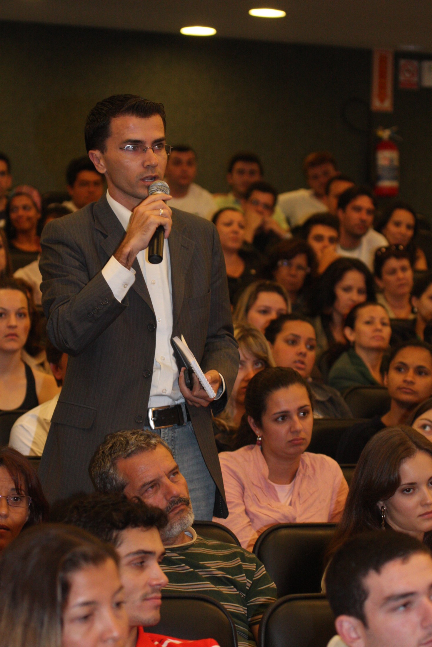 O Brasil em Debate com o tema Meu nome não é Johny