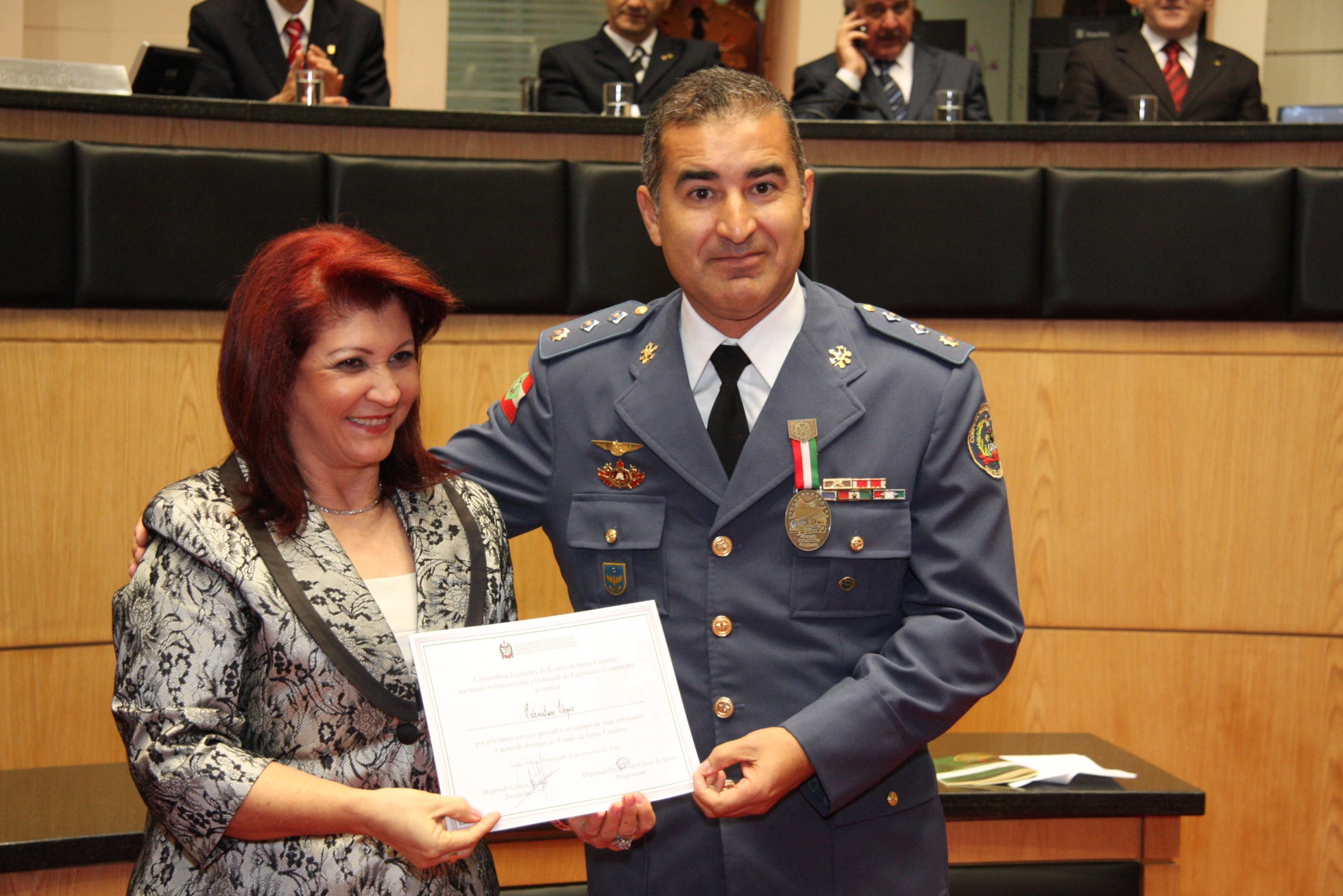 Sessão Solene de Concessão de Medalhas - Dep Professora Odete de Jesus e Edemilson Lopes