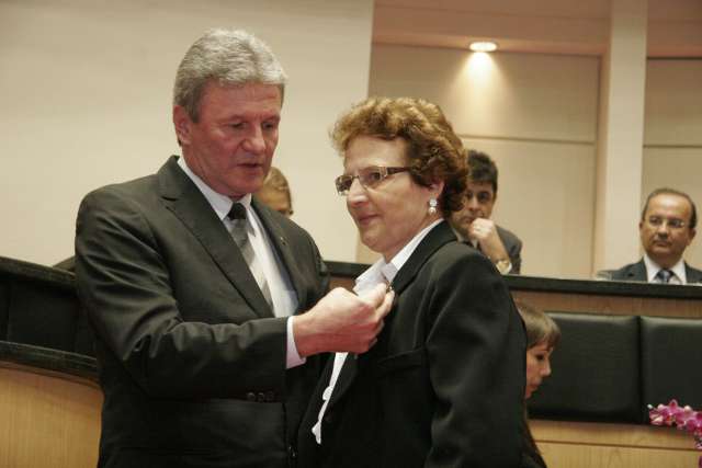 Deputado Flavio Ragagnin (PP) homenageia Waldir Tochetto com a Comenda do Legislativo 2010