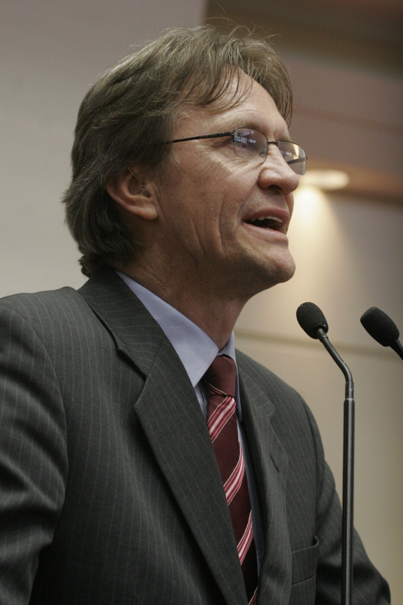 Dos Gabinetes – Audiência pública debate ensino fundamental de 9 anos em SC, nesta terça