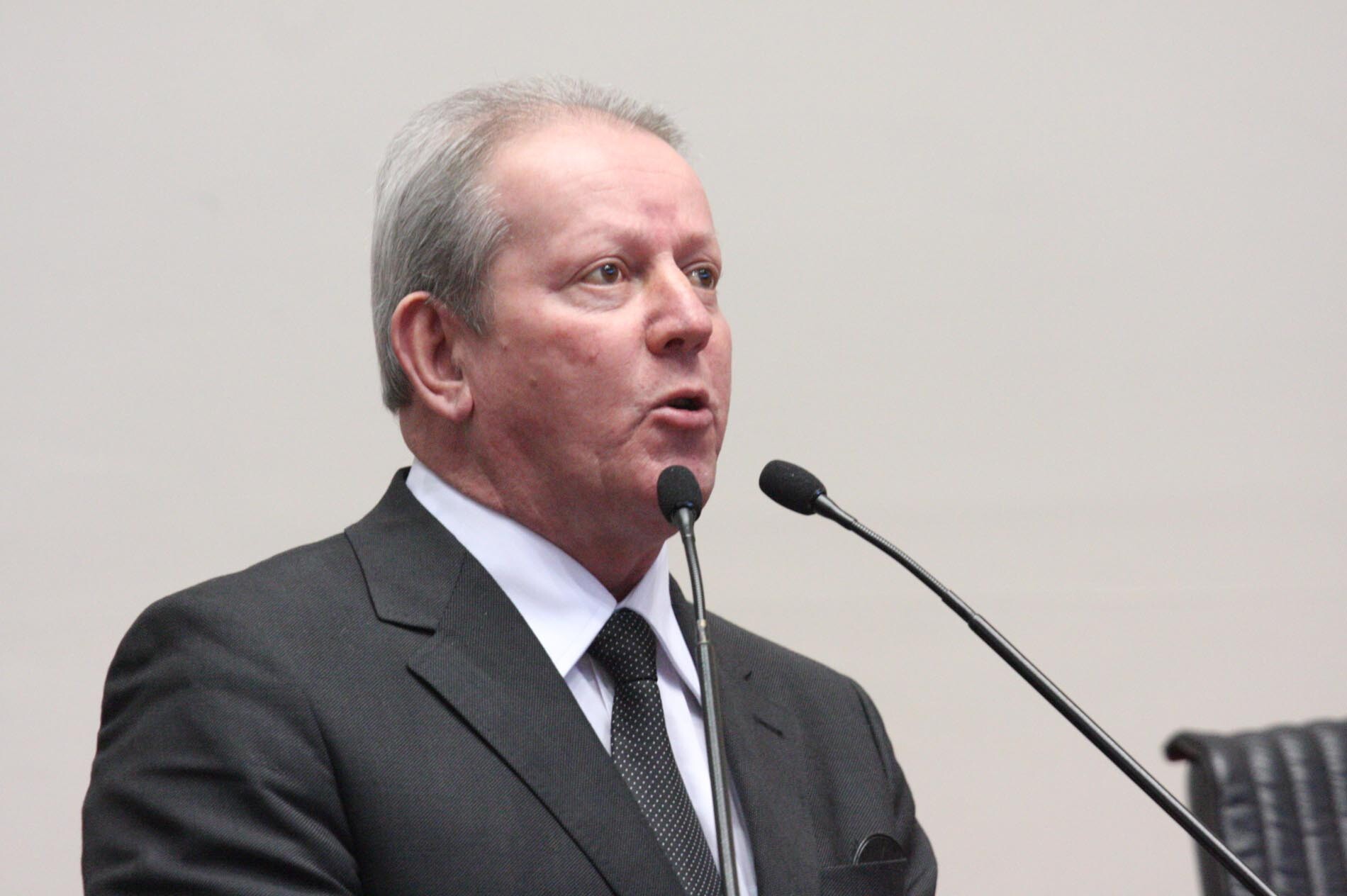 Dos Gabinetes – Proibida realização de trotes em Santa Catarina