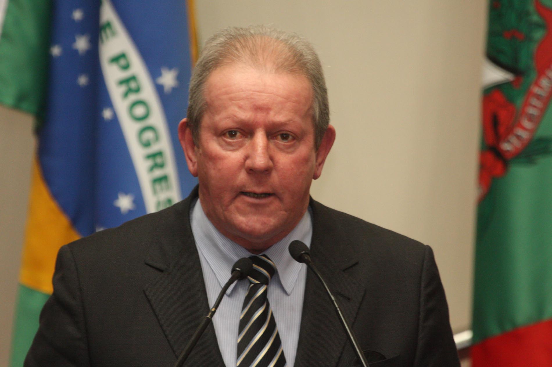 Proibida a realização de trotes nos estabelecimentos educacionais públicos