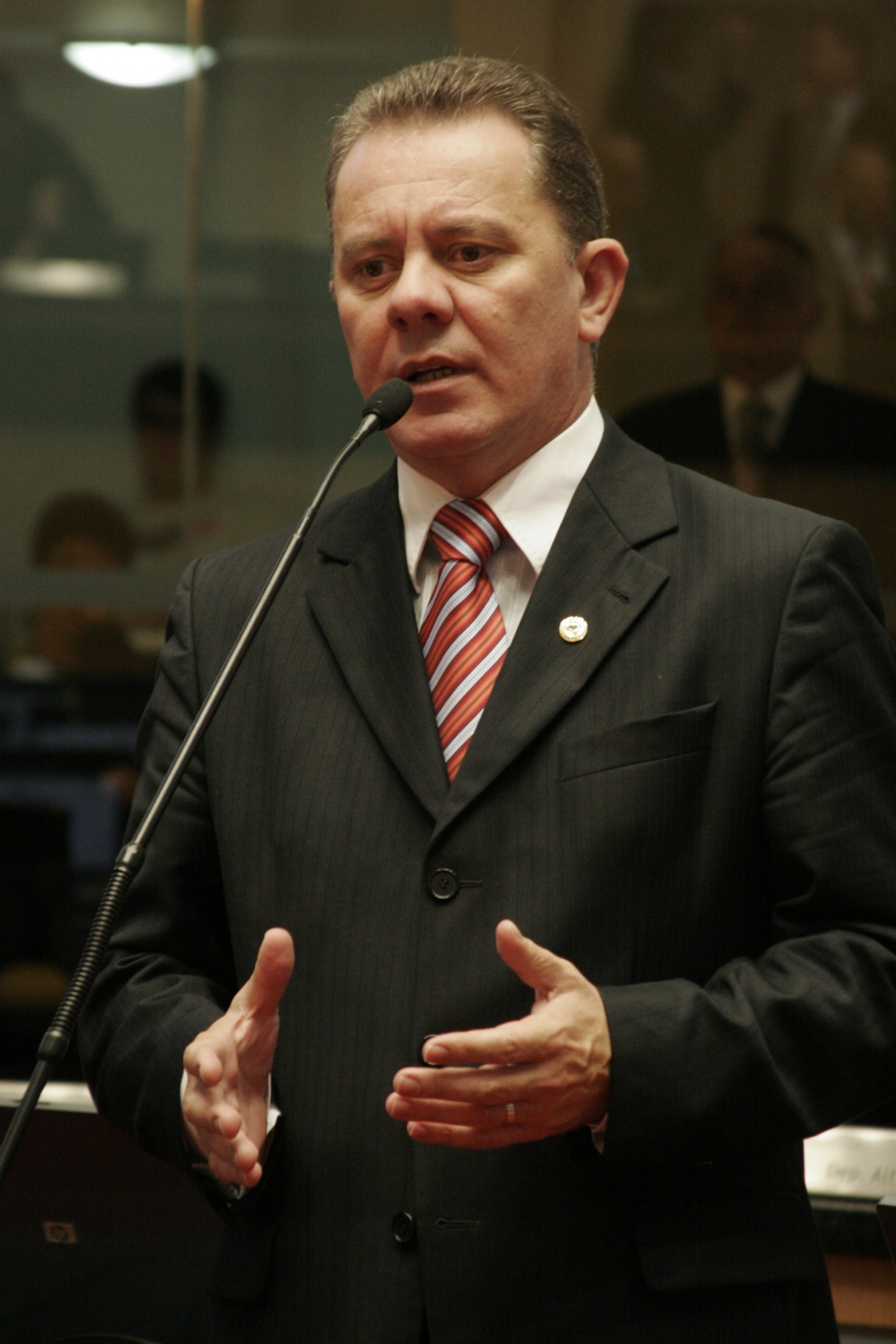 Instituído o Dia Estadual da Democracia