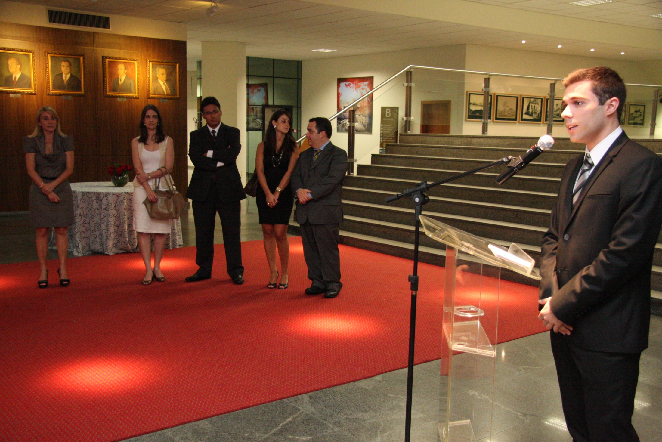 Lançamento de livro – Guilherme Bez