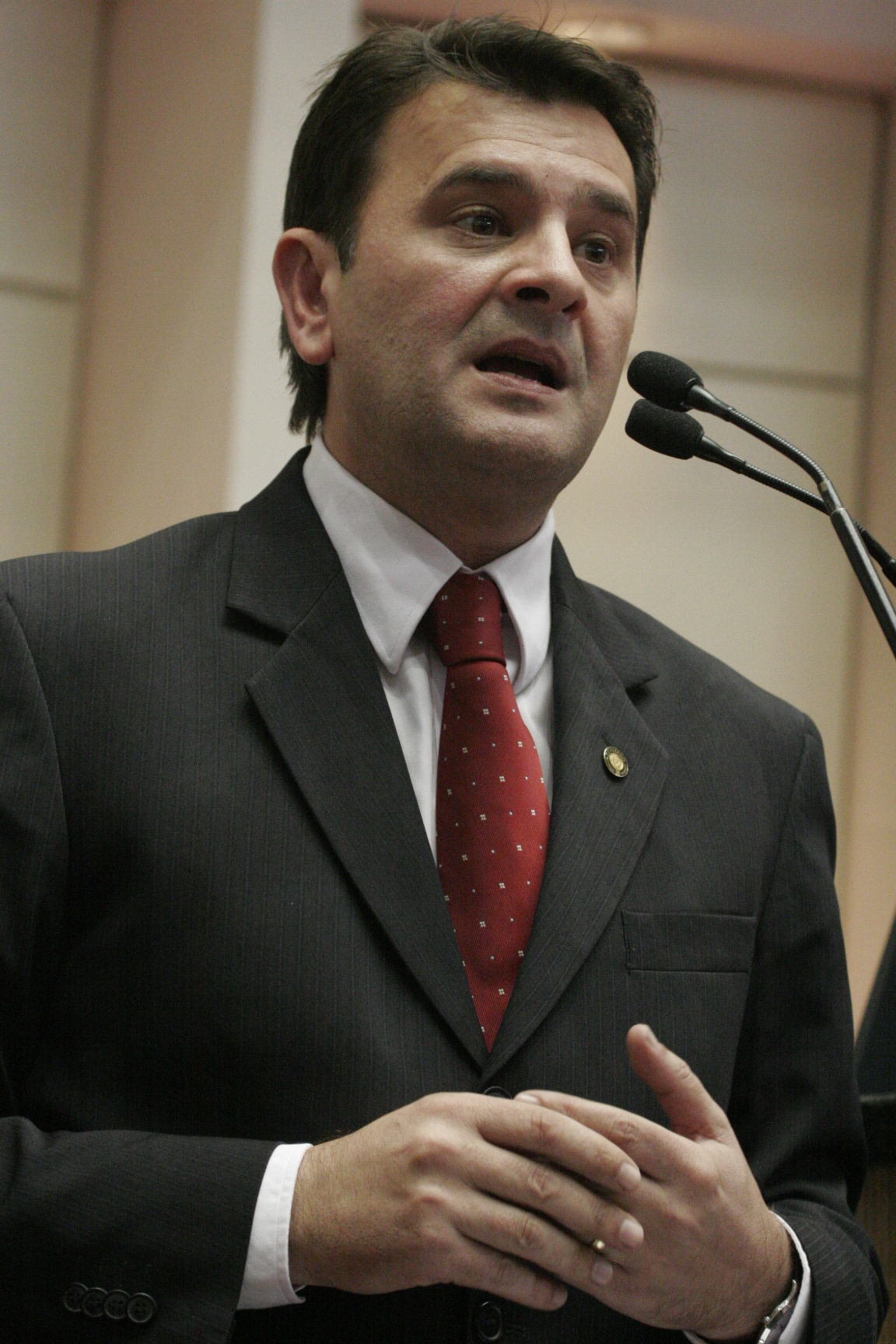 Deputado Elizeu Mattos (PMDB)