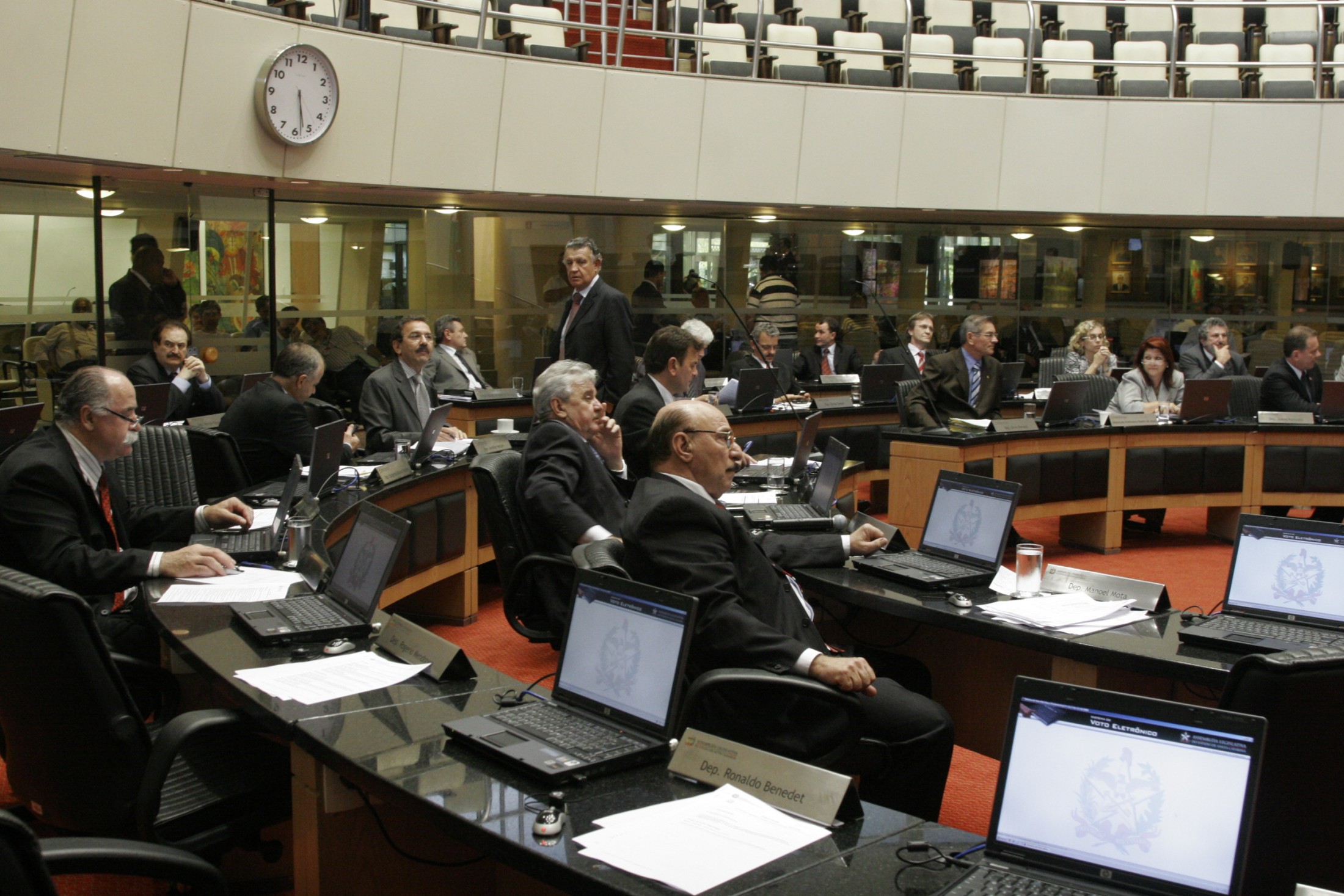 Deputados tomam posse dia 1º de fevereiro e elegem nova Mesa