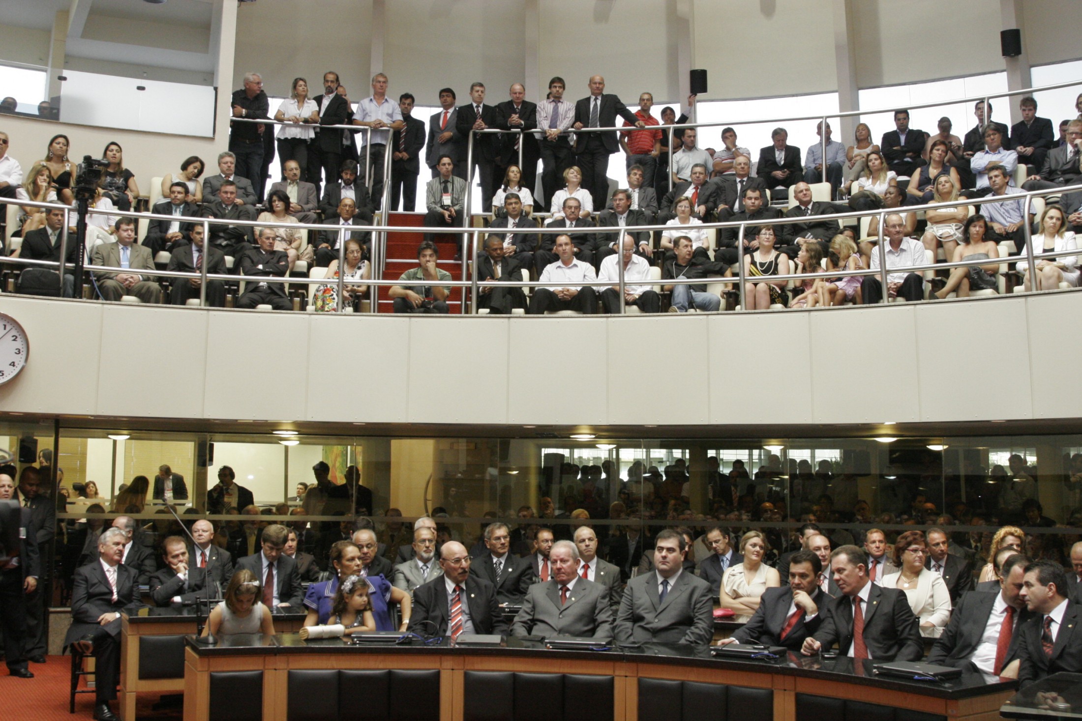 Sessão Solene de posse dos Deputados eleitos