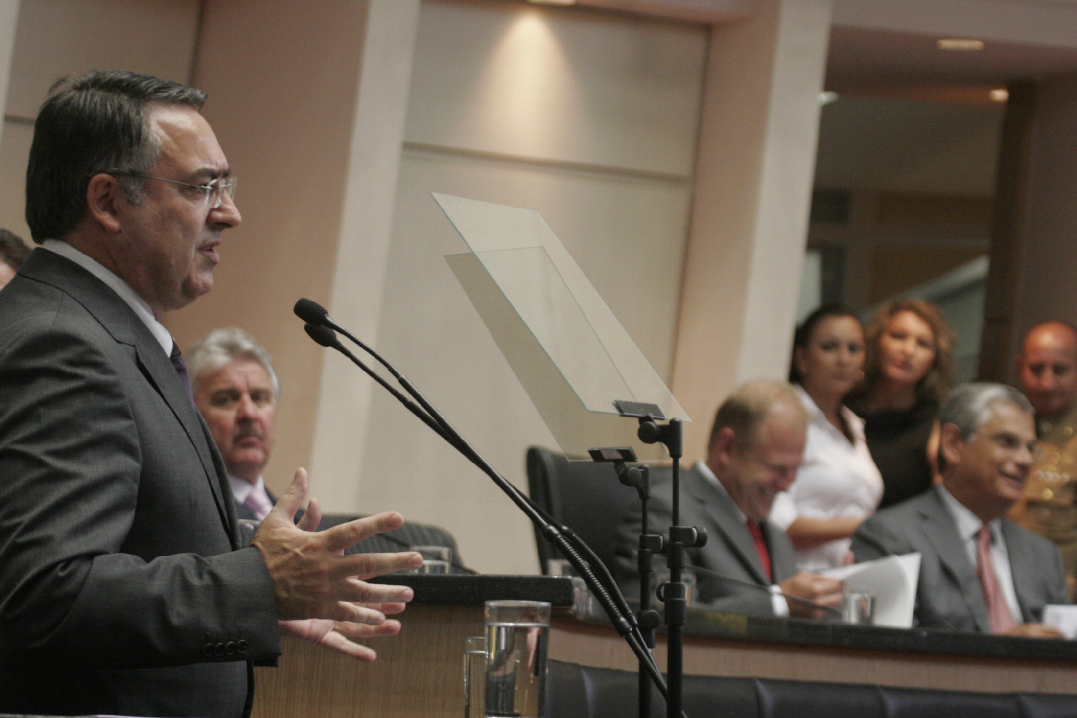 Sessão Especial de Abertura dos Trabalhos da 1ª Sessão Legislativa da 17ª Legislatura e a leitura da Mensagem Anual do Excelentíssimo Senhor Governador do Estado.