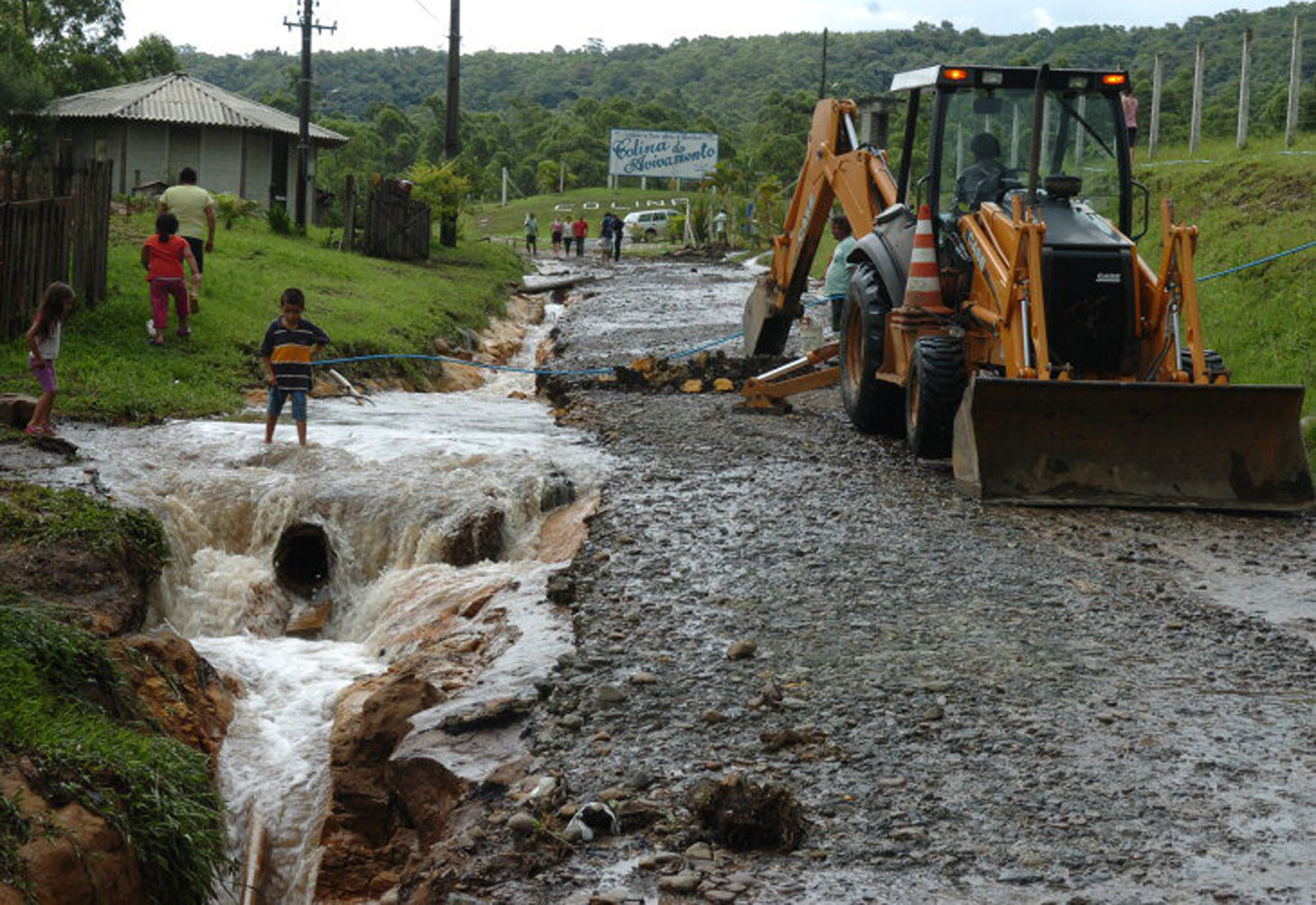 Chuva causa estragos em Santa Catarina