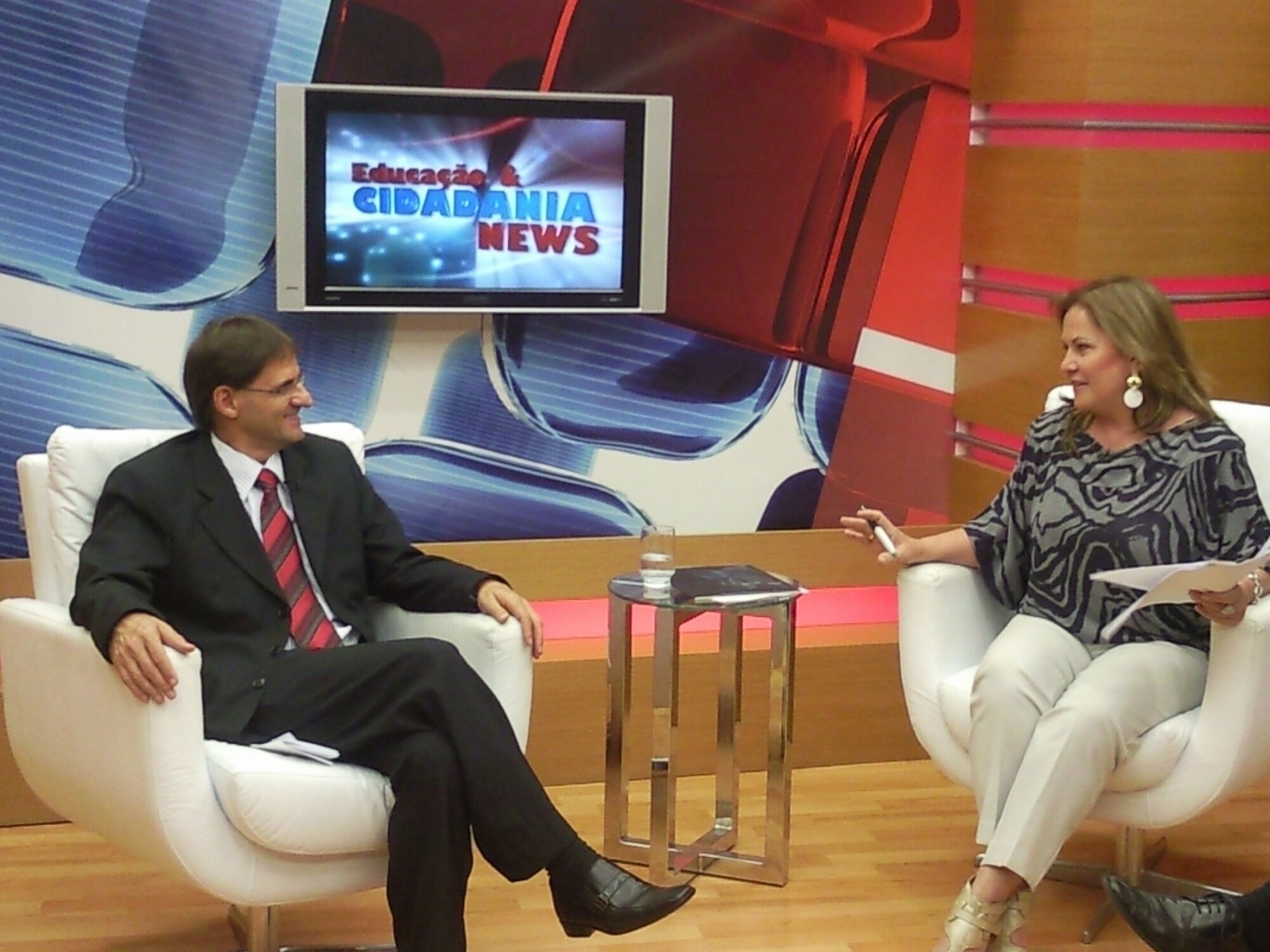 Dos Gabinetes – Deputado Neodi Saretta debate educação na Record News SC