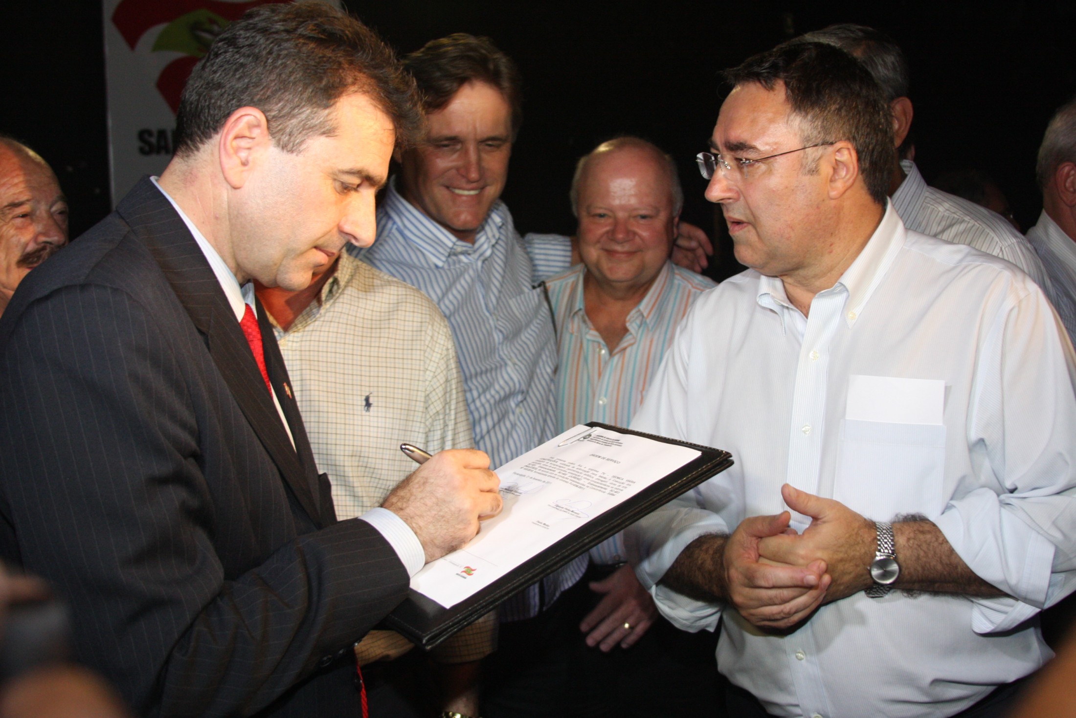 Governador Raimundo Colombo assina ordem de duplicação da SC 401