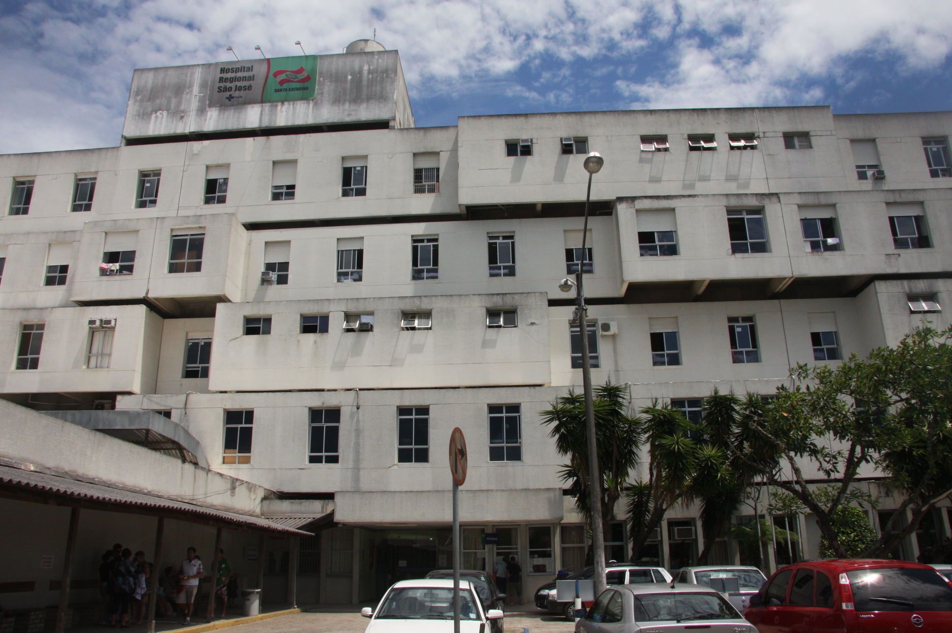 Deputado Volnei Morastoni (PT) e Deputado Sargento Amauri Soares (PDT) visitam Hospital Regional