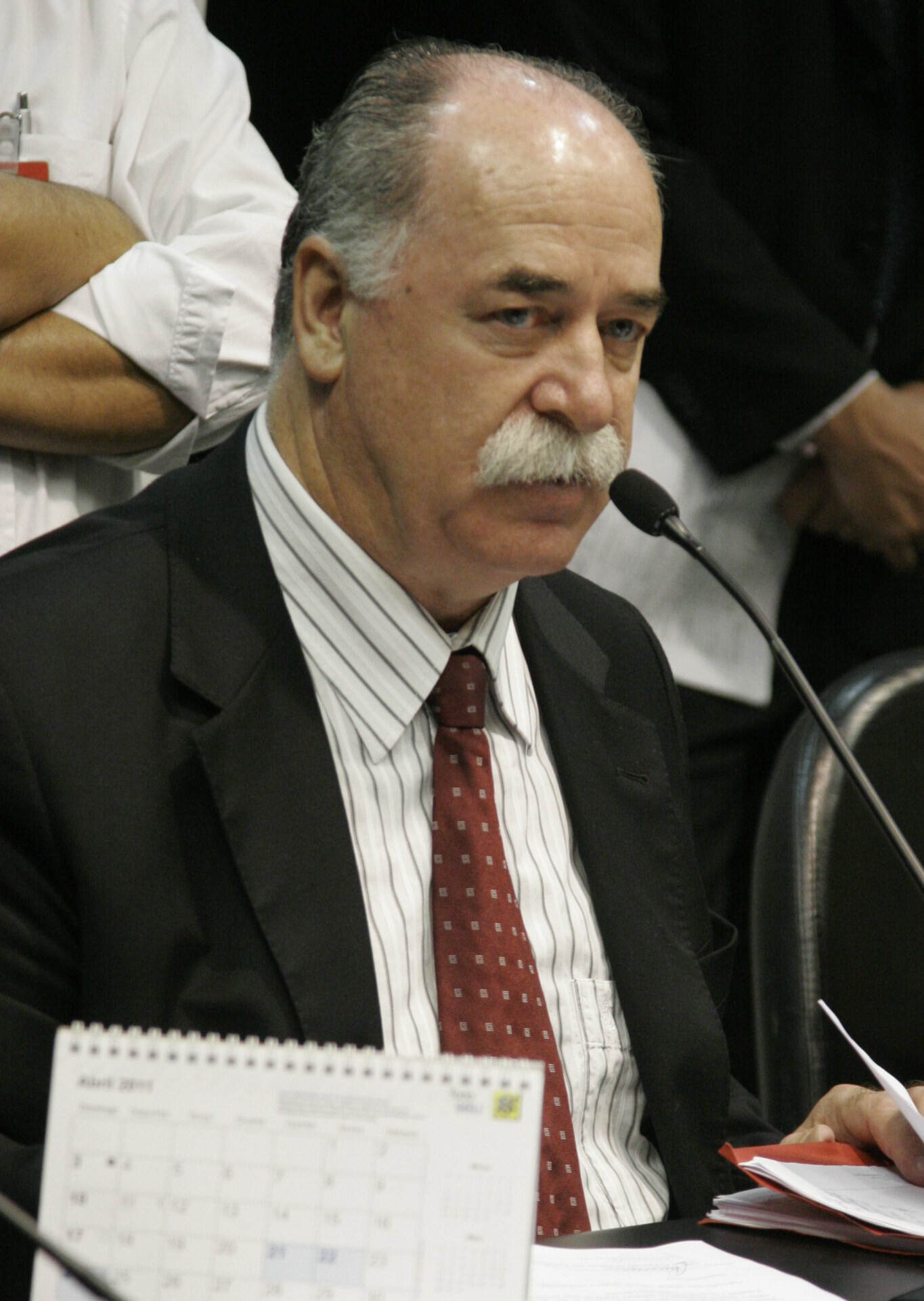 Dos Gabinetes- CCJ convida secretários para falar sobre minirreforma
