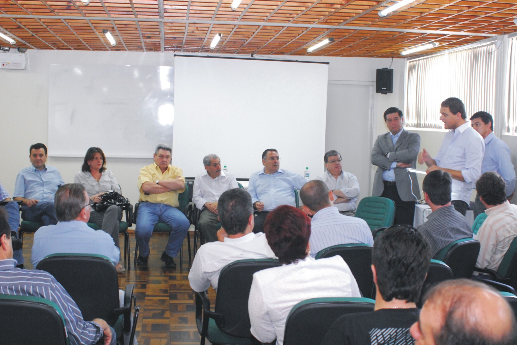 Governador confirma instalação de duas novas empresas em Lages