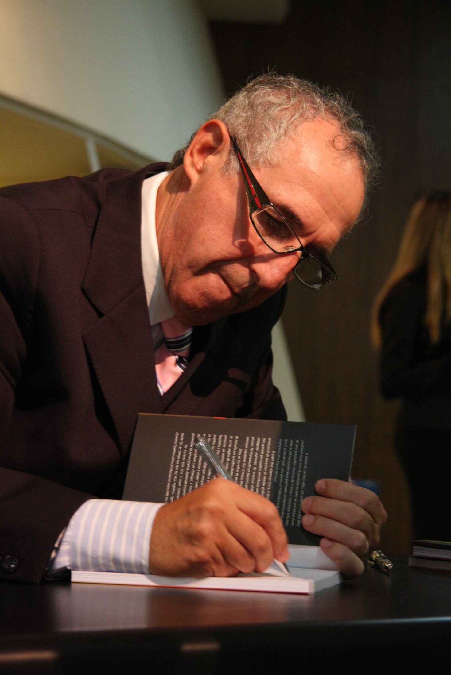 Lançamento Literário - Turno Único - Autor: José Nazareno Vieira (Zeno)