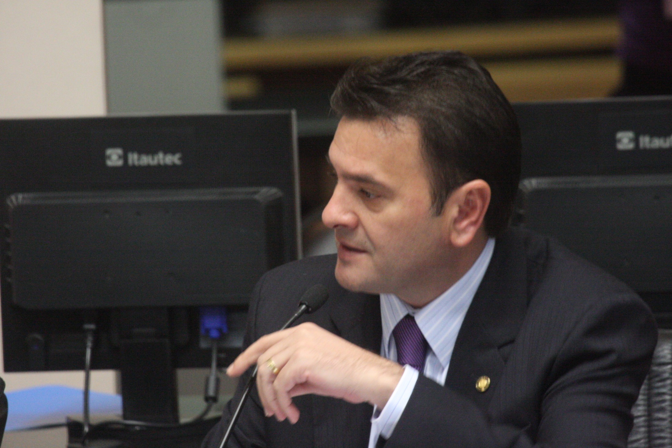 Deputado Elizeu Mattos (PMDB)